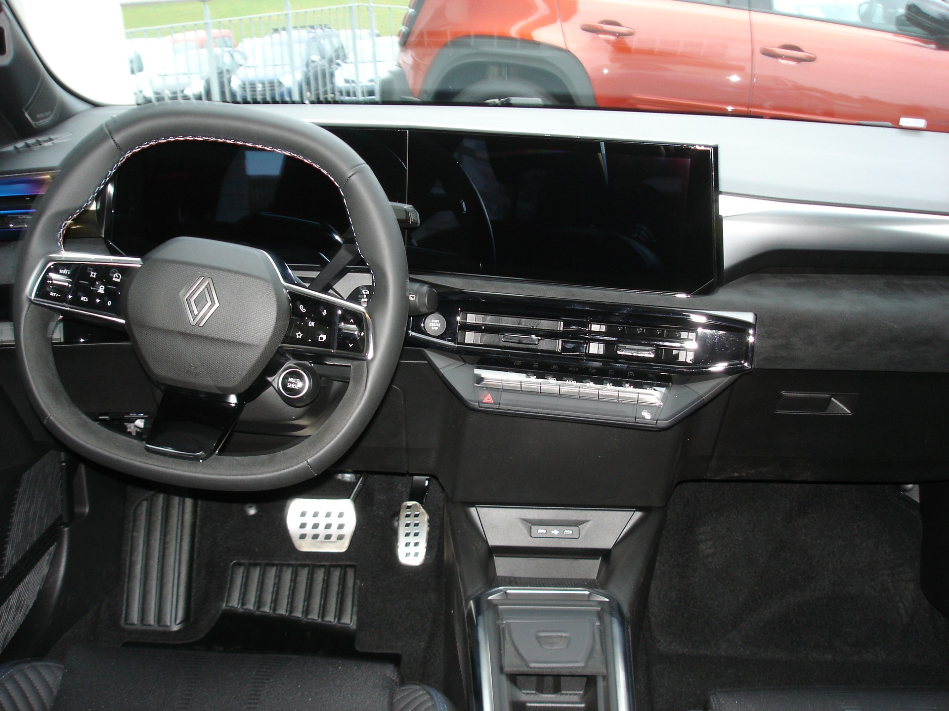 RENAULT Clio 1.8 E-Tech Esprit Alpine-image-10