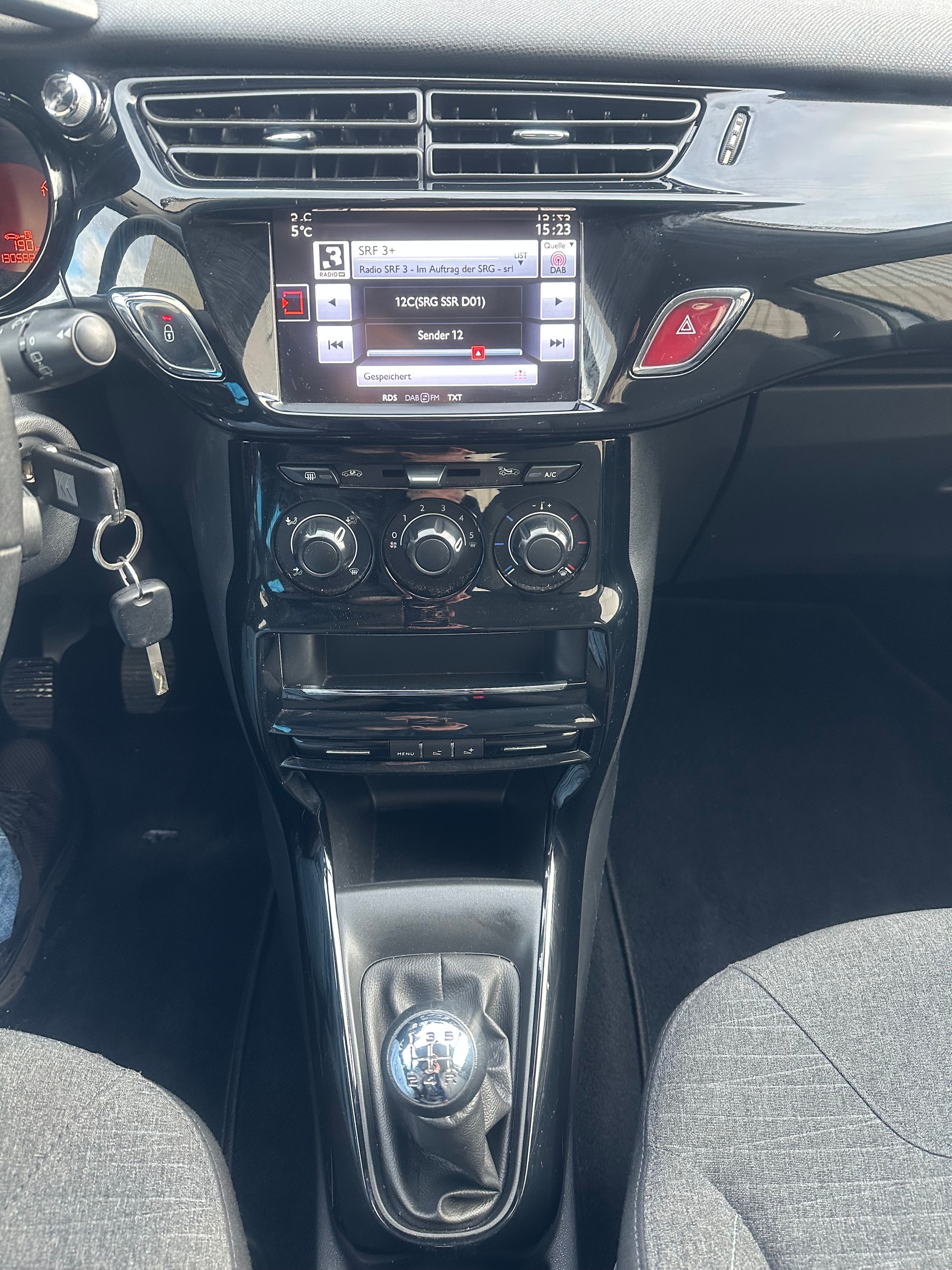 CITROEN C3 1.2i PureTech Red Block-image-11