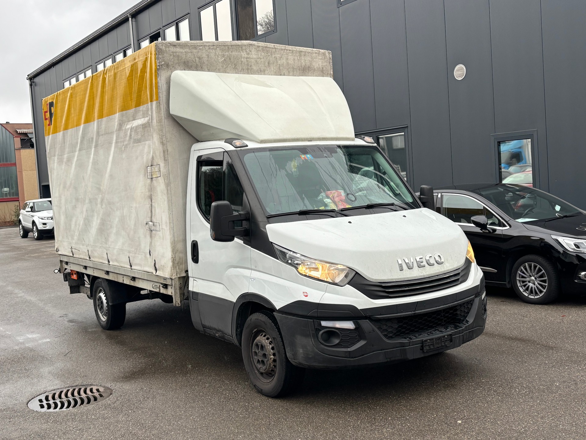 IVECO 35 S 16-showroom-element-1