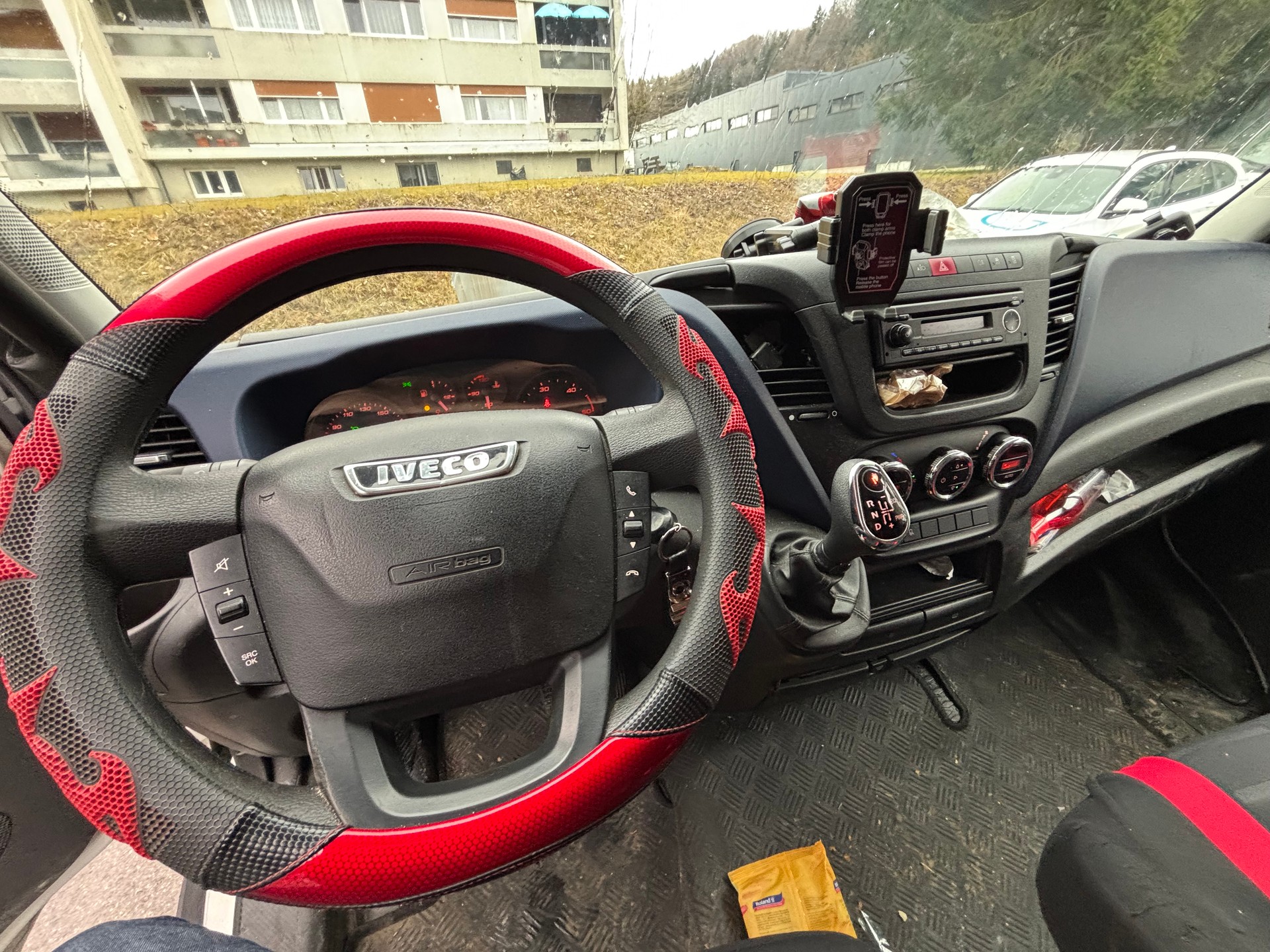 IVECO 35 S 16-image-7
