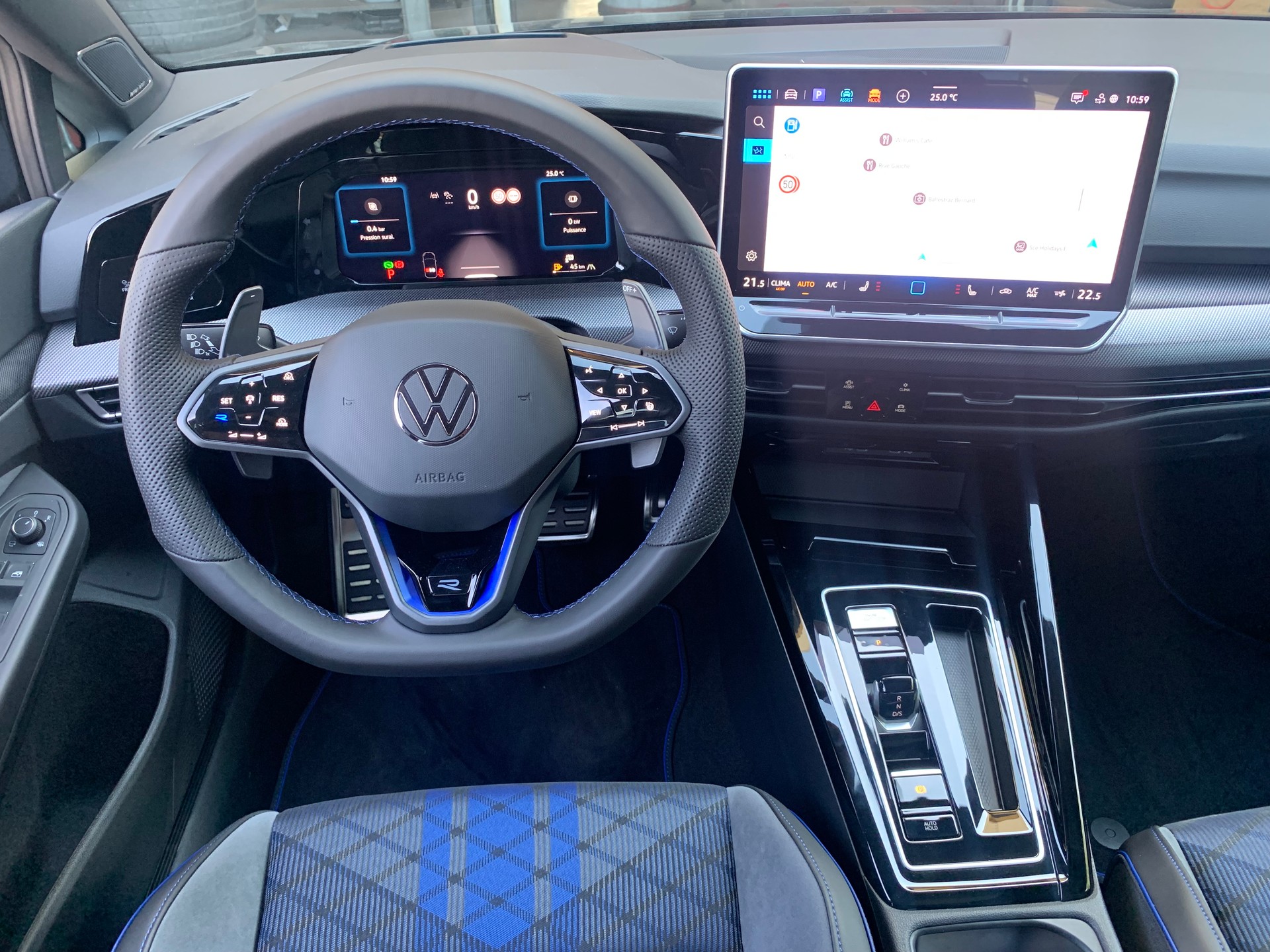 VW Golf 2.0 TSI R DSG 4 Motion-image-22