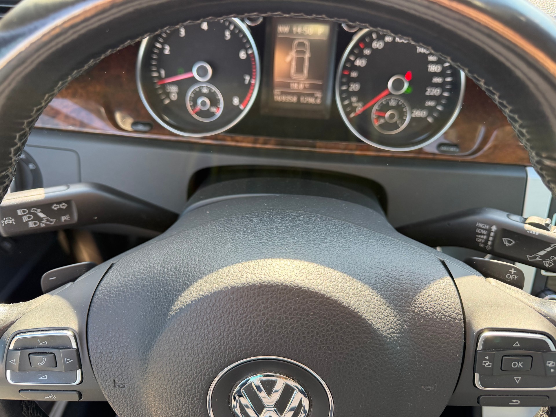 VW Passat Variant 3.6 FSI Highline 4Motion DSG-image-4