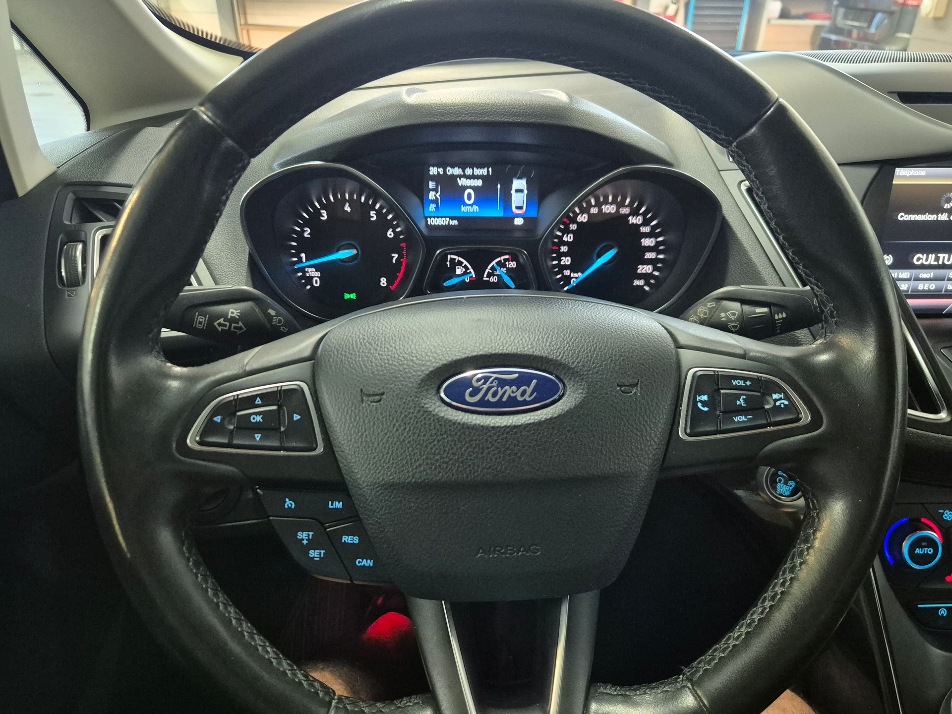 FORD C-Max 1.5 SCTi Titanium-image-7