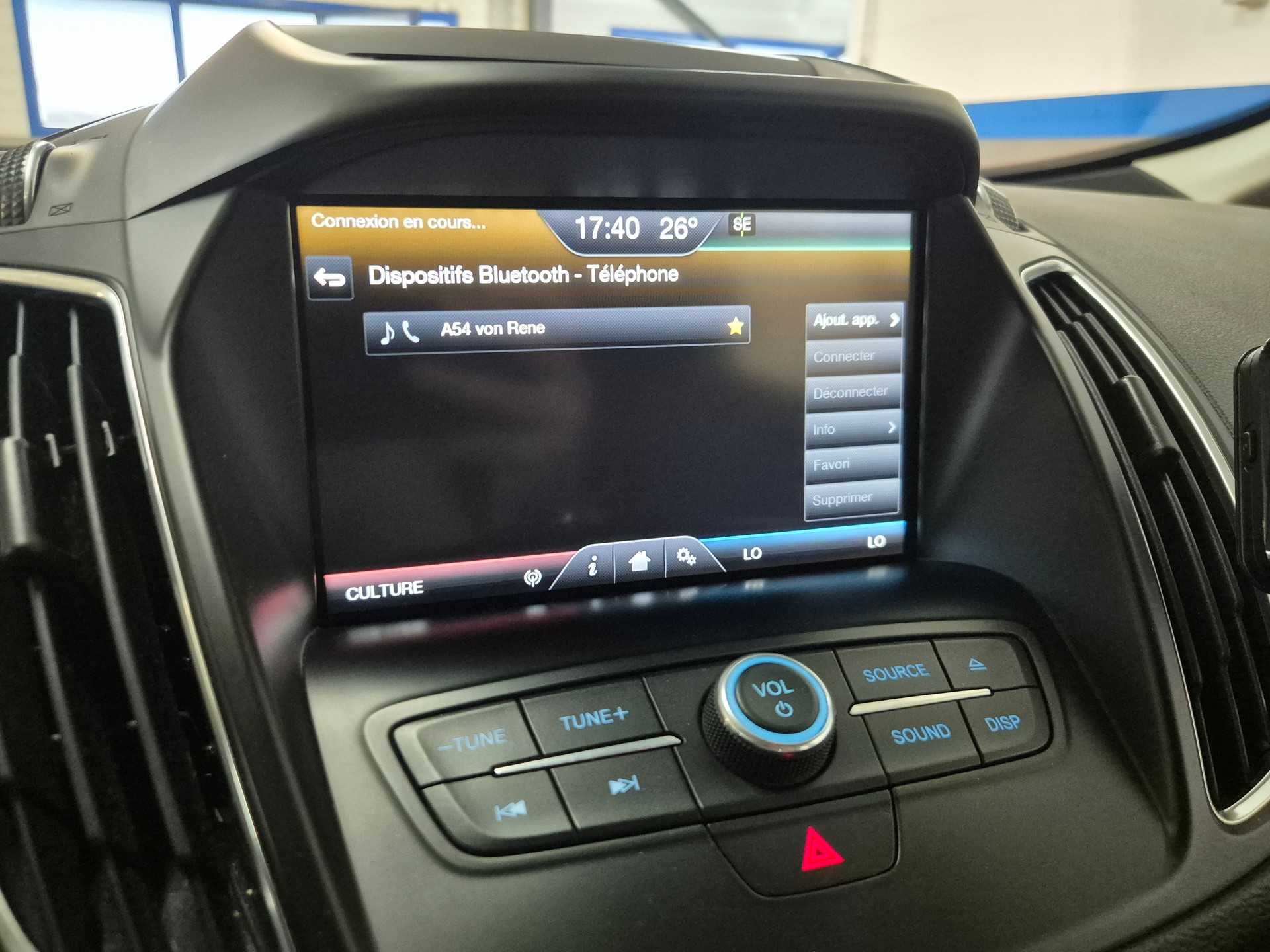 FORD C-Max 1.5 SCTi Titanium-image-9