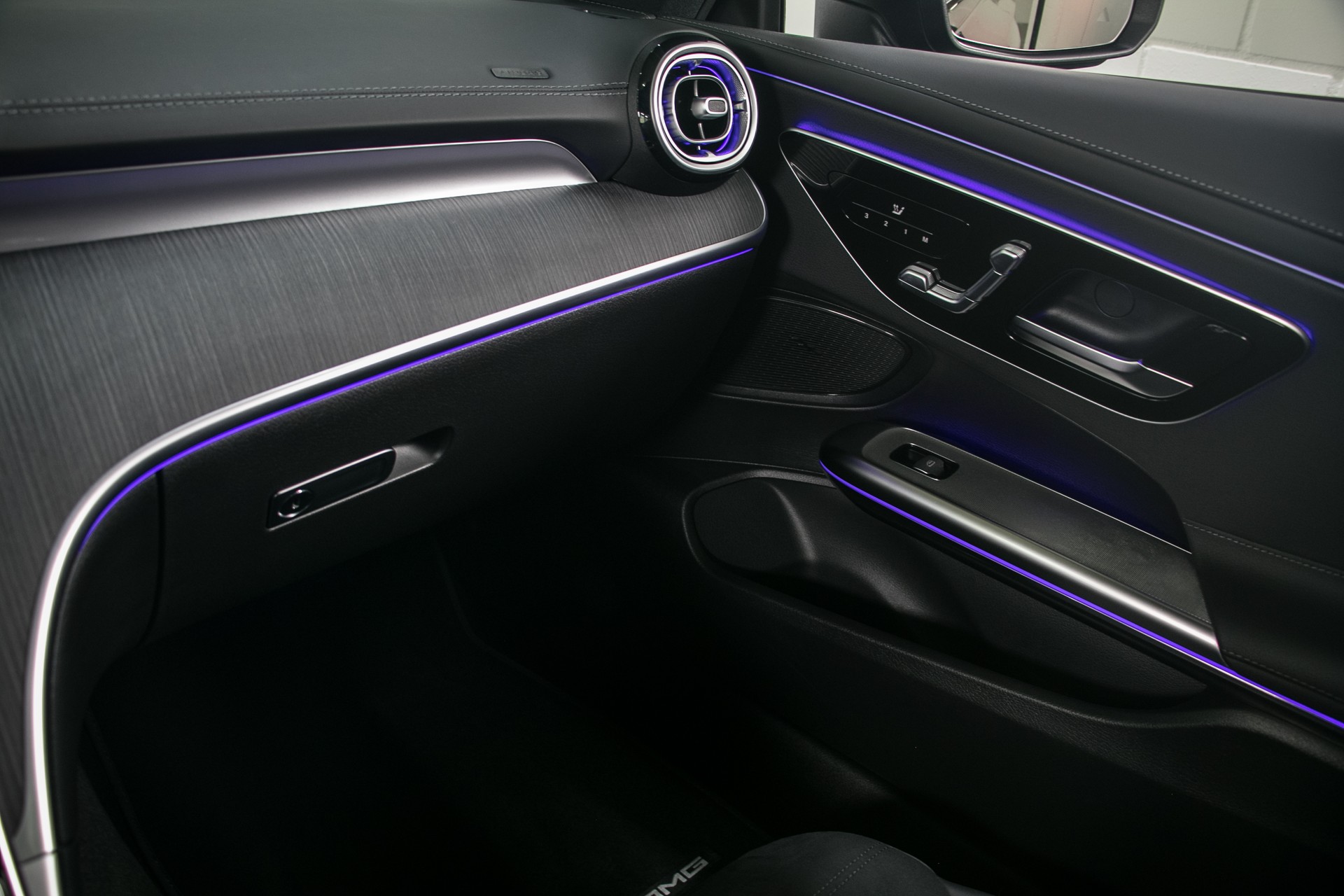 MERCEDES-BENZ CLE 200 Coupé 9G-Tronic-image-9