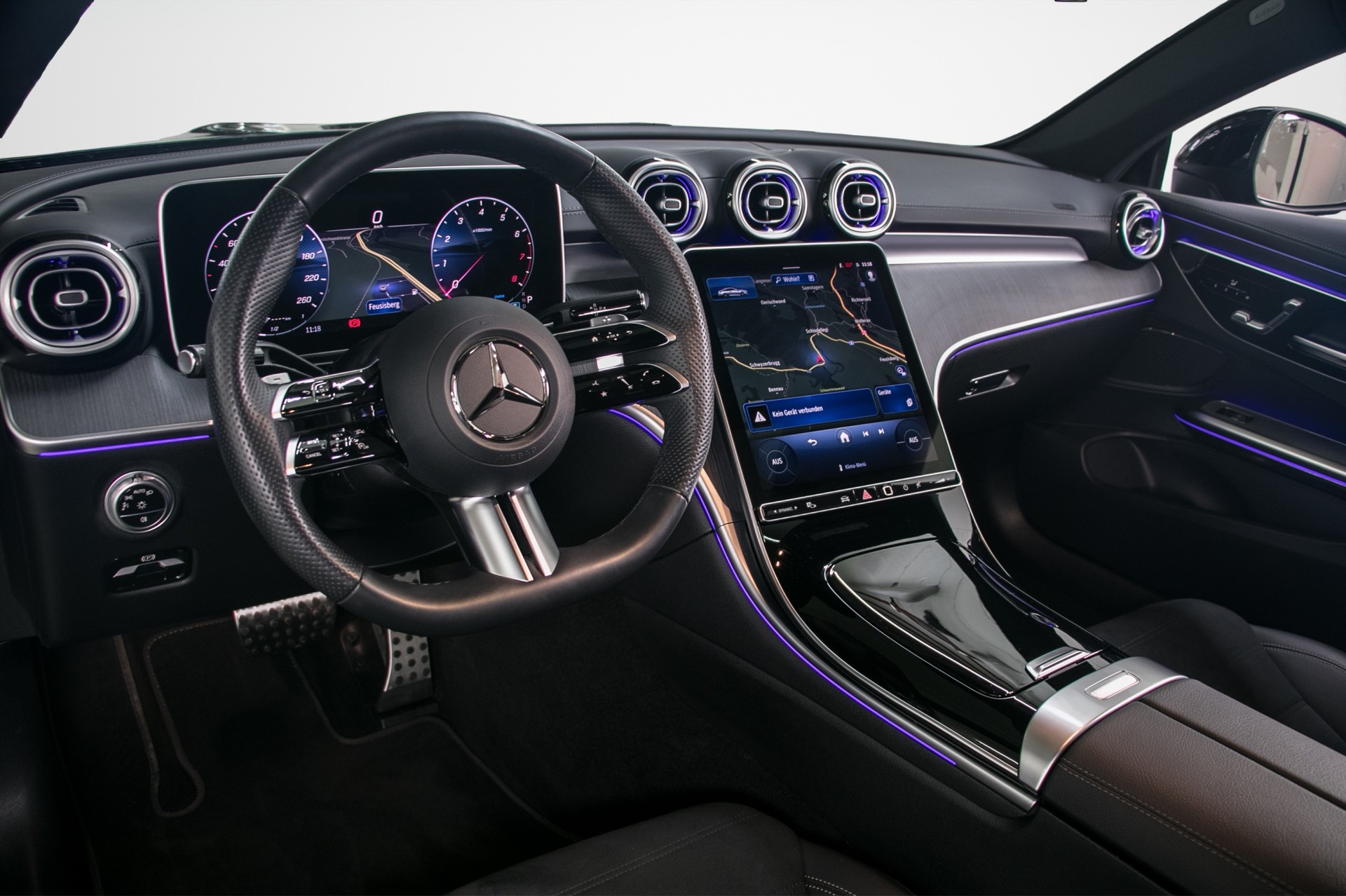 MERCEDES-BENZ CLE 200 Coupé 9G-Tronic-showroom-element-3