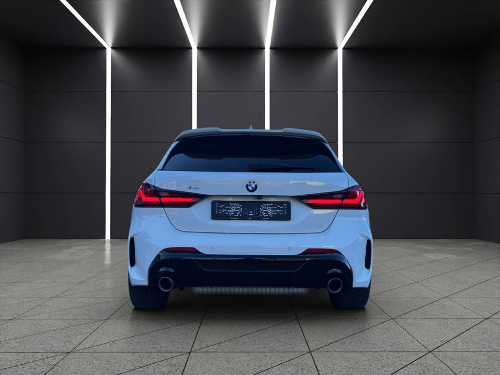 BMW M135i xDrive-image-5