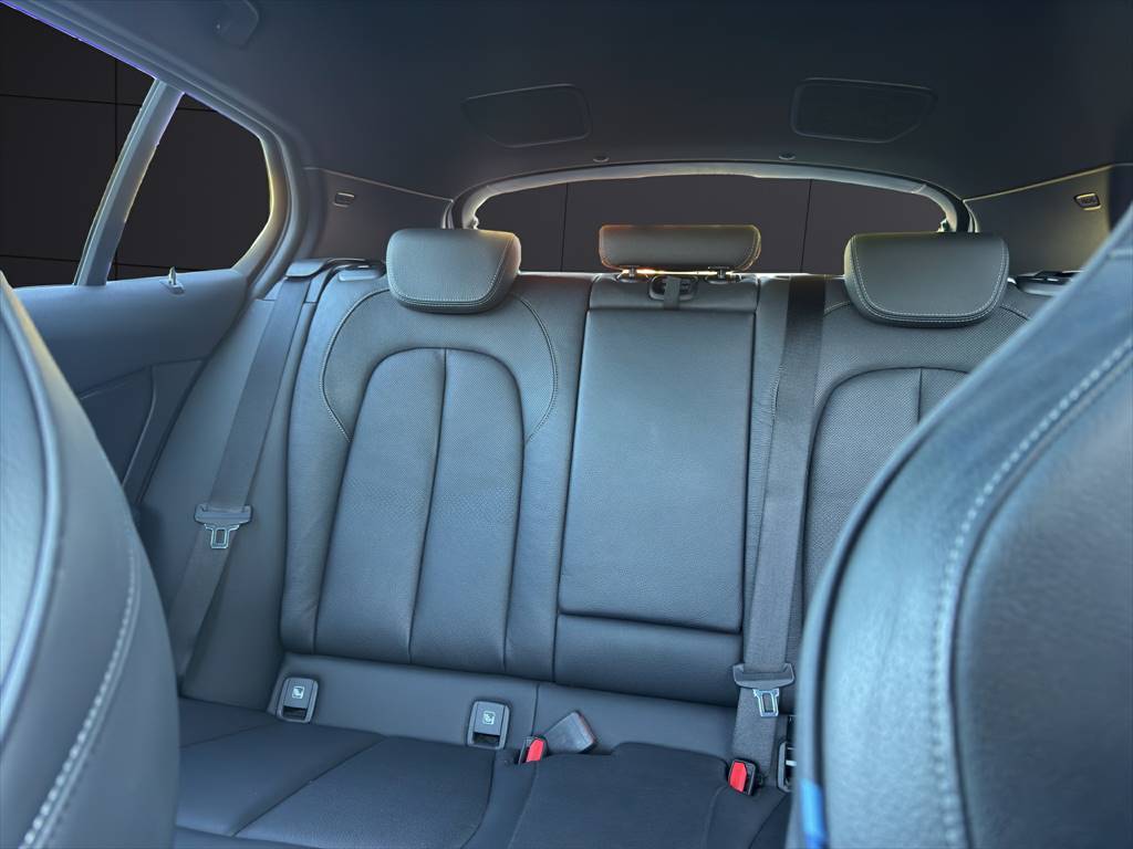 BMW M135i xDrive-image-11