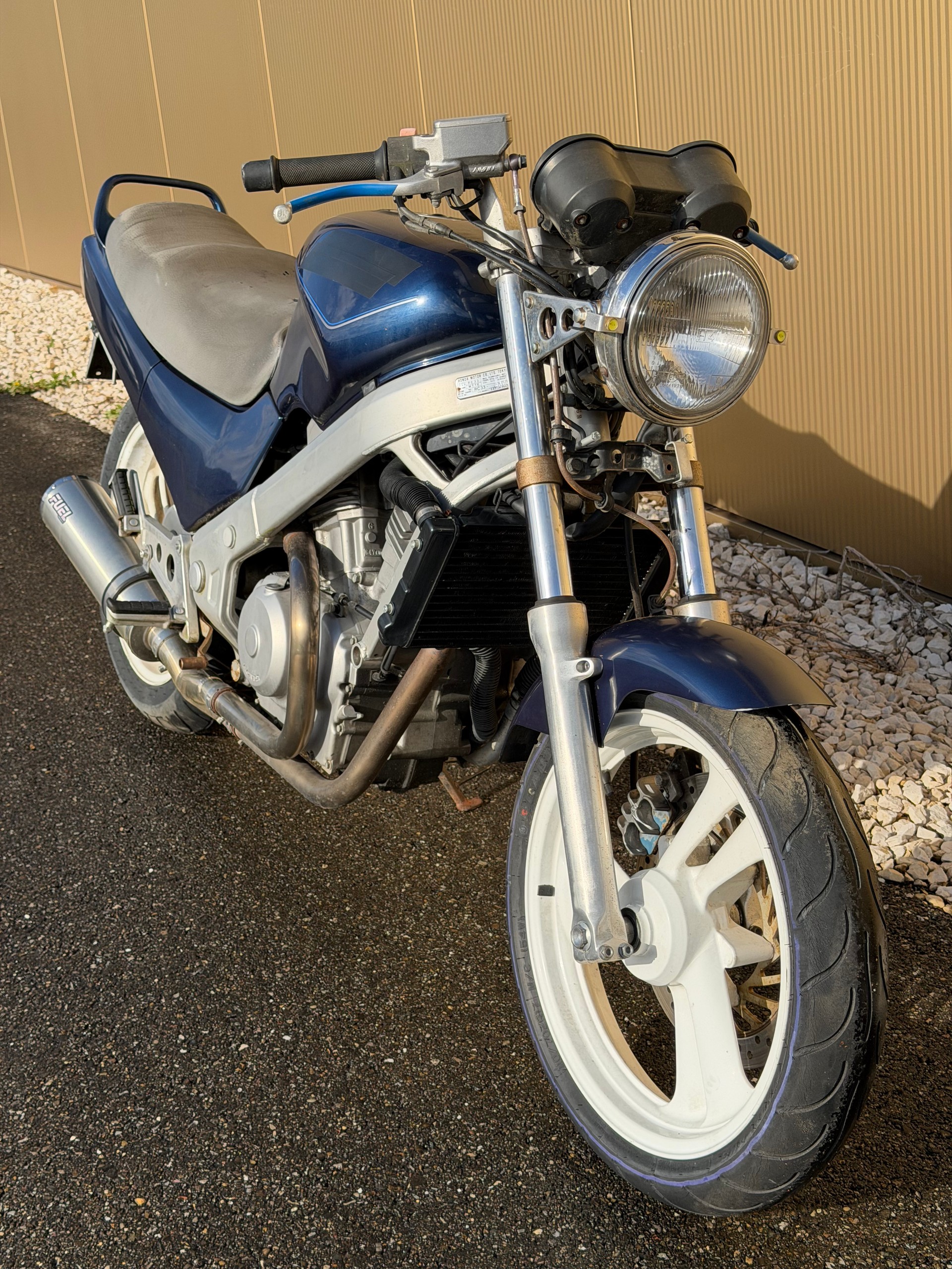 HONDA NTV 650 Revere J-image-0