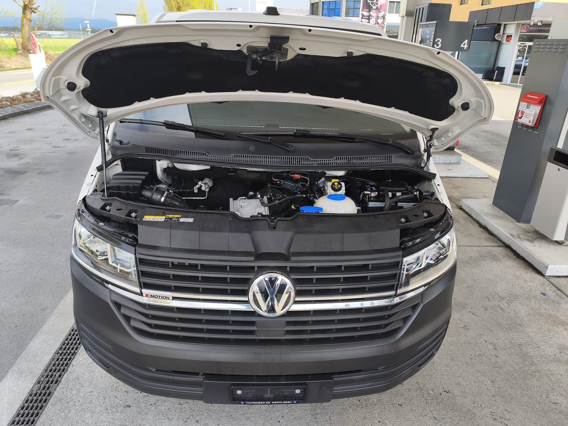 VW T6.1 2.0 TDI Envia Free 4Motion-image-7