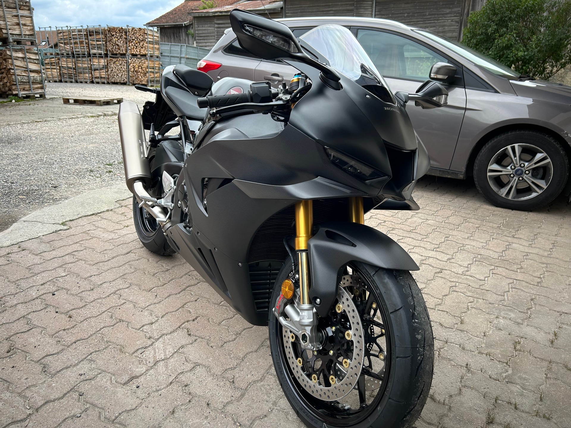 HONDA Honda CBR1000RR-R SP Carbon Edition – Numéro 3/300-image-0