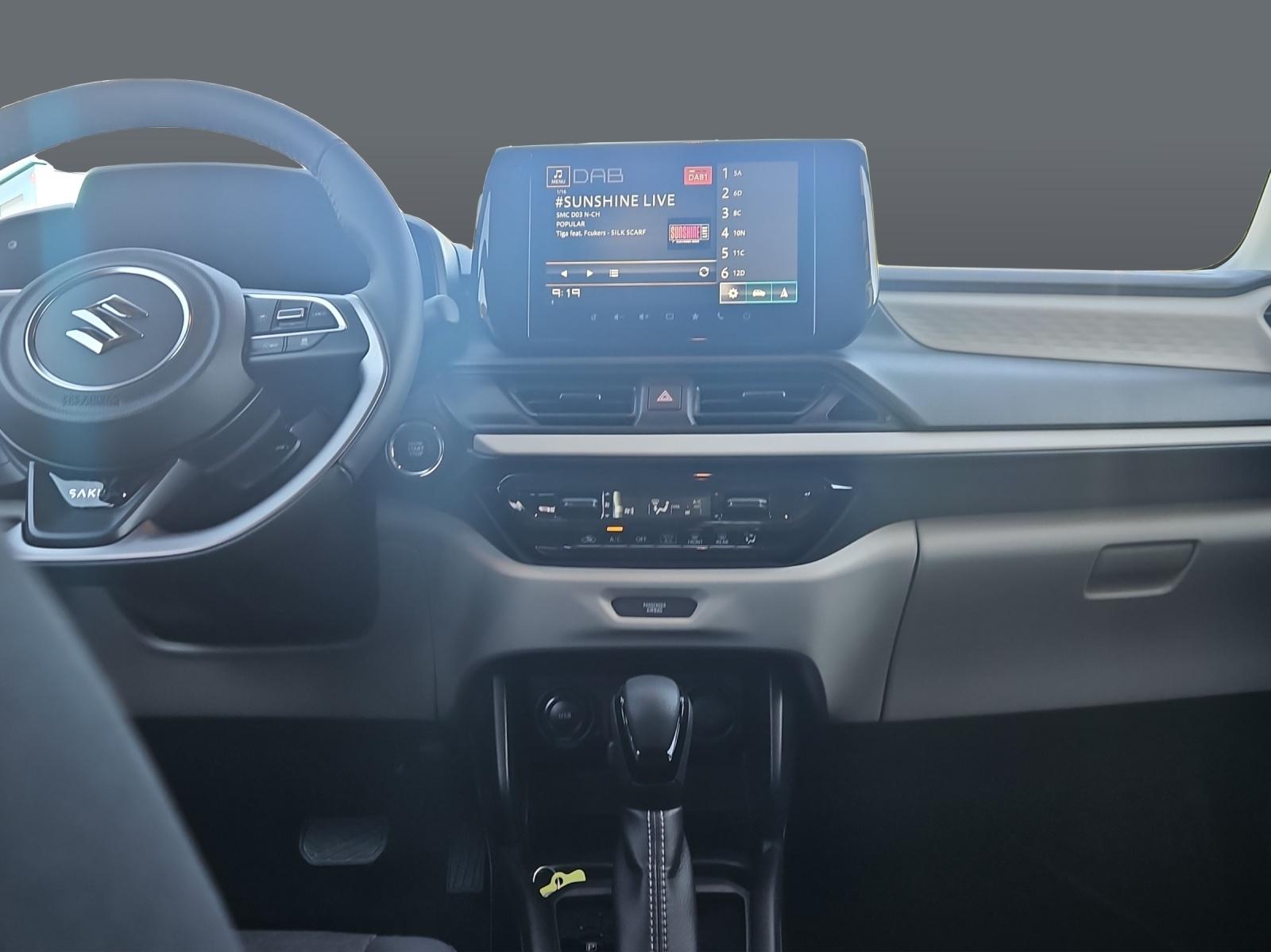 SUZUKI Swift 1.2 Sakura Hybrid "Automat"-image-9