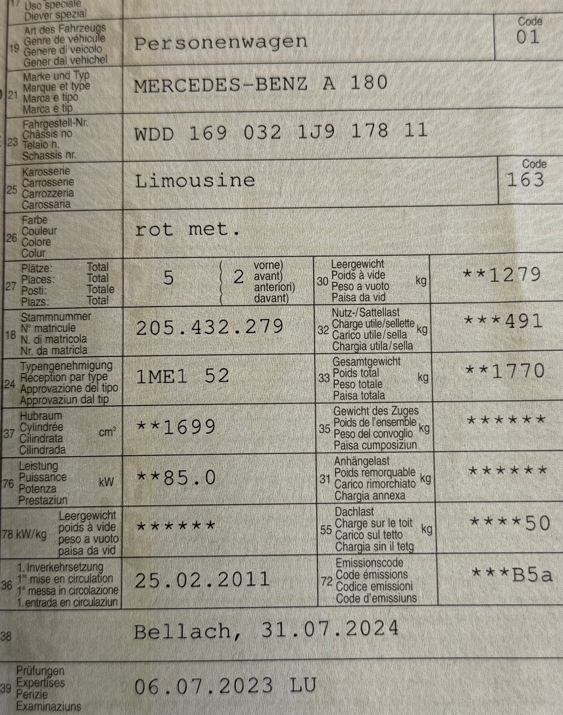 MERCEDES-BENZ A 180-image-14