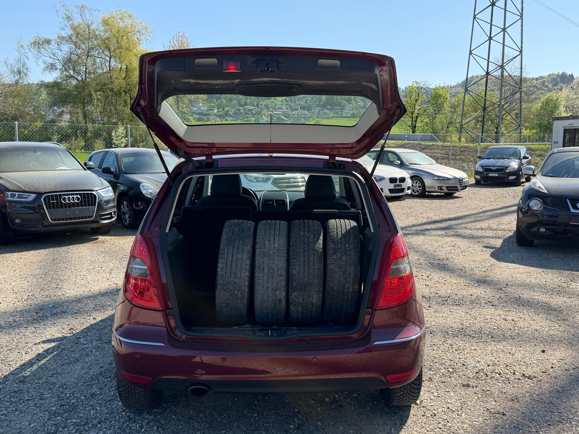 MERCEDES-BENZ A 180-image-13