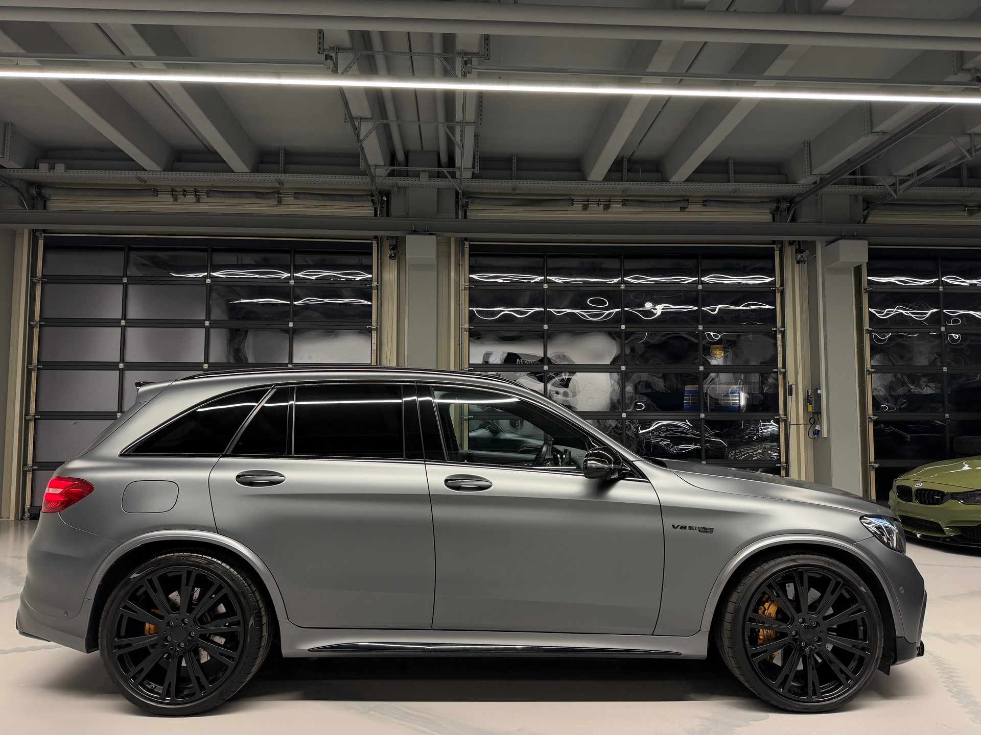 MERCEDES-BENZ GLC 63 S AMG 4m+ *CH-Auto*BRABUS Felgen*BRABUS Tieferlegung*Designo Magno*Keramik*Leder Designo*-image-6
