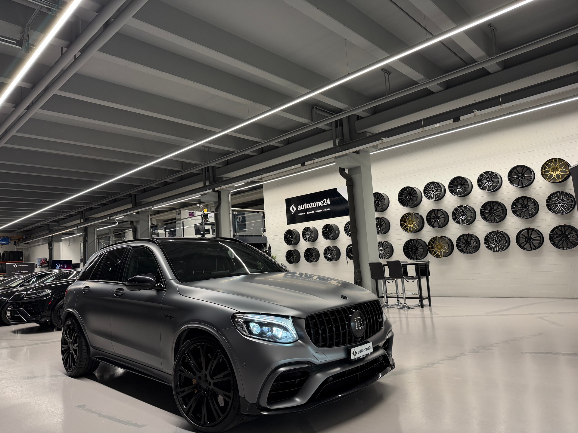 MERCEDES-BENZ GLC 63 S AMG 4m+ *CH-Auto*BRABUS Felgen*BRABUS Tieferlegung*Designo Magno*Keramik*Leder Designo*-image-9