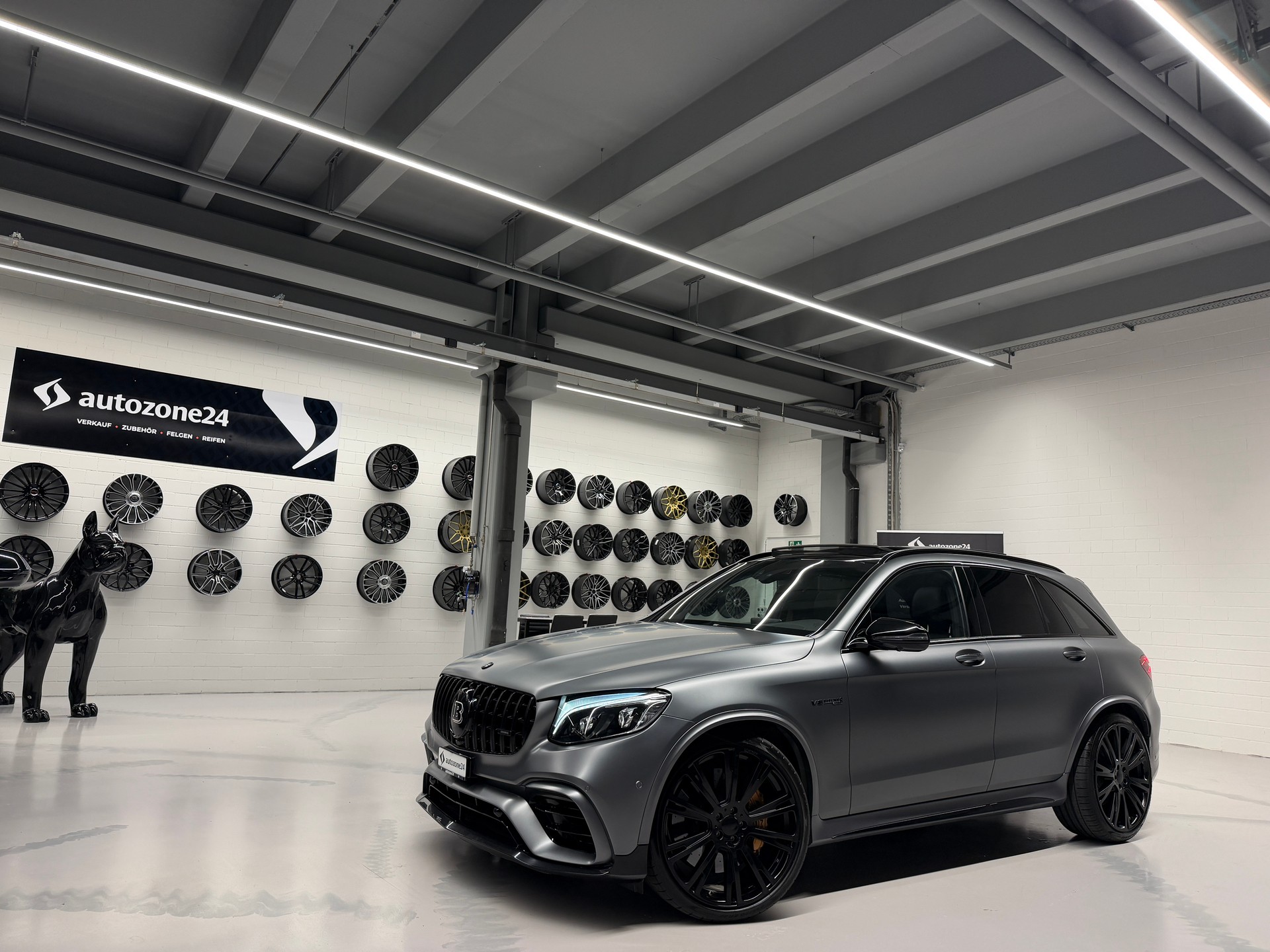 MERCEDES-BENZ GLC 63 S AMG 4m+ *CH-Auto*BRABUS Felgen*BRABUS Tieferlegung*Designo Magno*Keramik*Leder Designo*-showroom-element-1