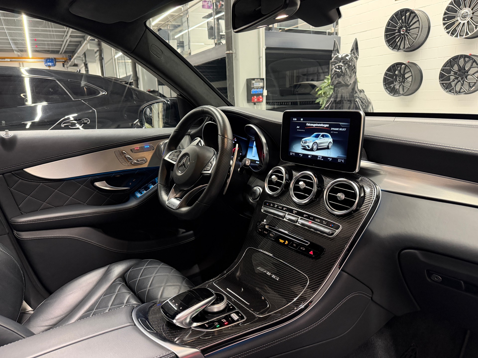 MERCEDES-BENZ GLC 63 S AMG 4m+ *CH-Auto*BRABUS Felgen*BRABUS Tieferlegung*Designo Magno*Keramik*Leder Designo*-image-19