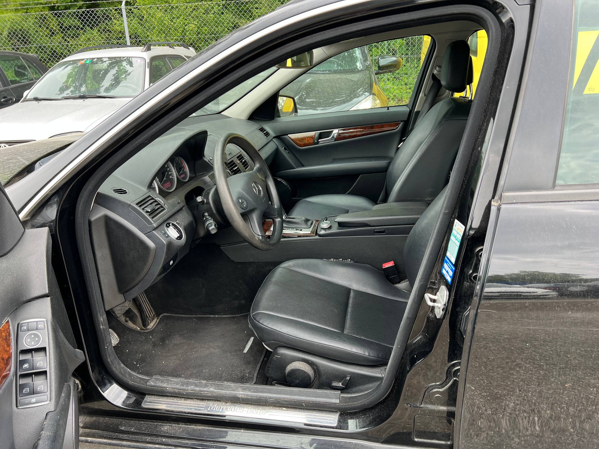 MERCEDES-BENZ C 250 CDI BlueEfficiency Elégance Automatic-image-5