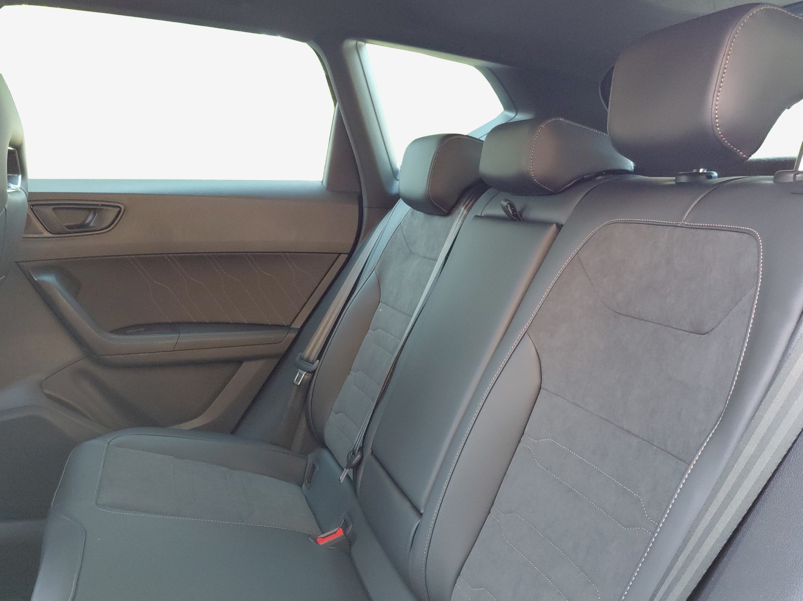 CUPRA Ateca 2.0TSI VZ 4Drive DSG-image-11