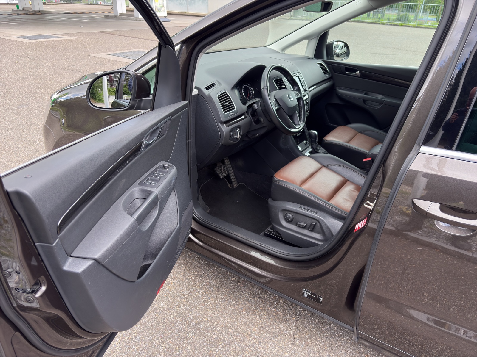 SEAT Alhambra 2.0 TSI 220 Style Advanced DSG-image-4