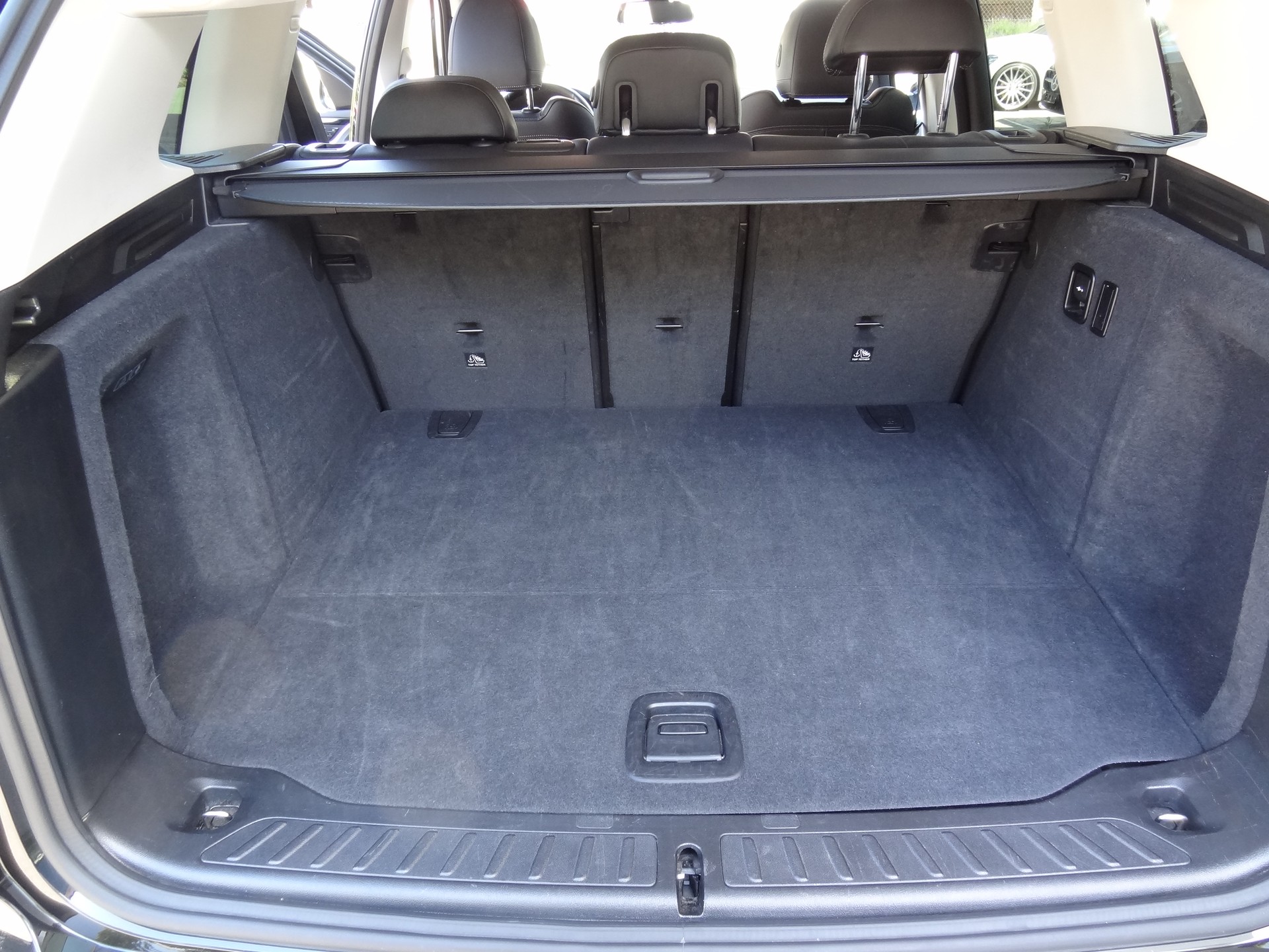 BMW X3 xDrive 20i-image-12