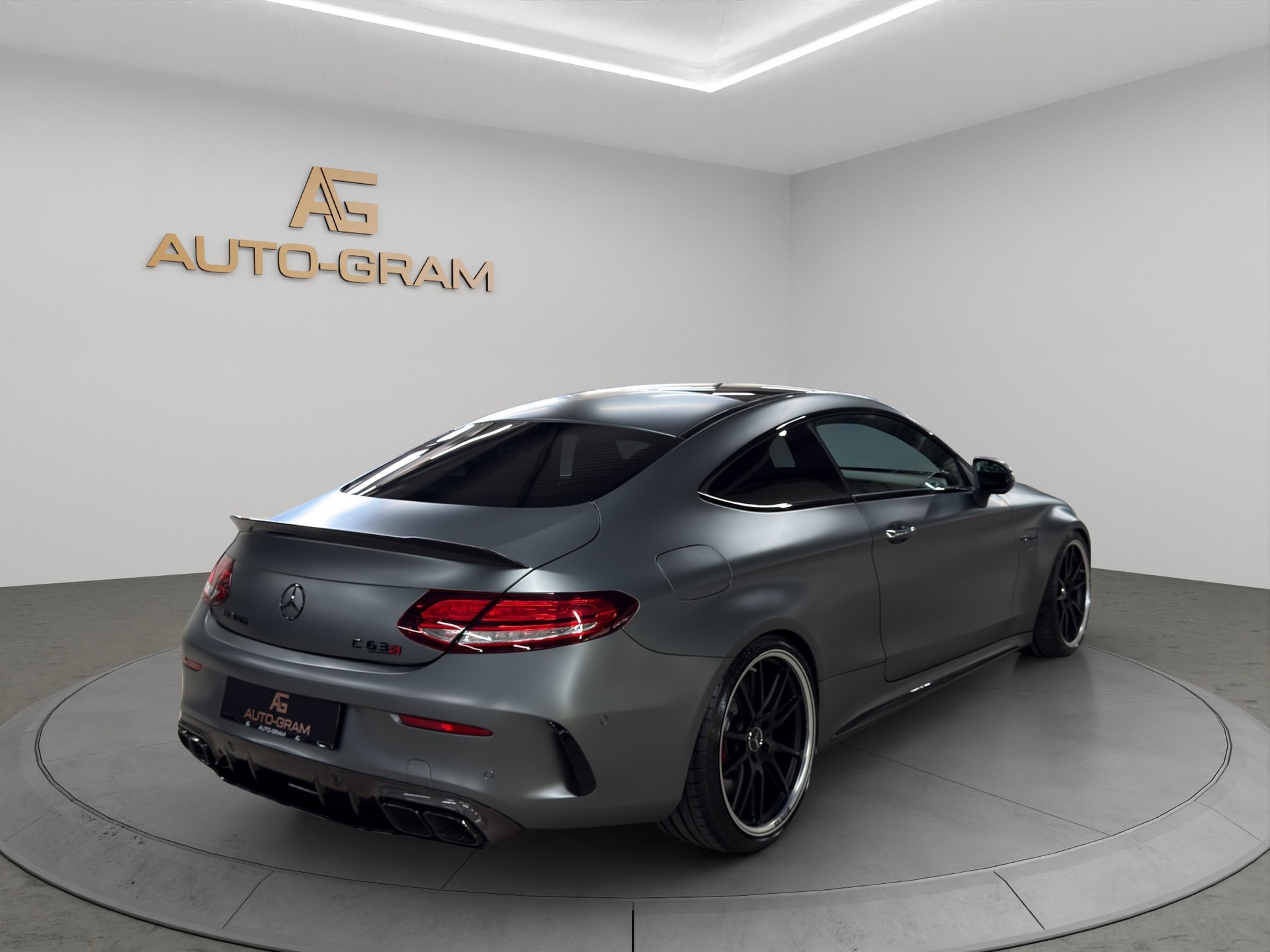 MERCEDES-BENZ C 63 S AMG 9G-tronic Coupé-image-4