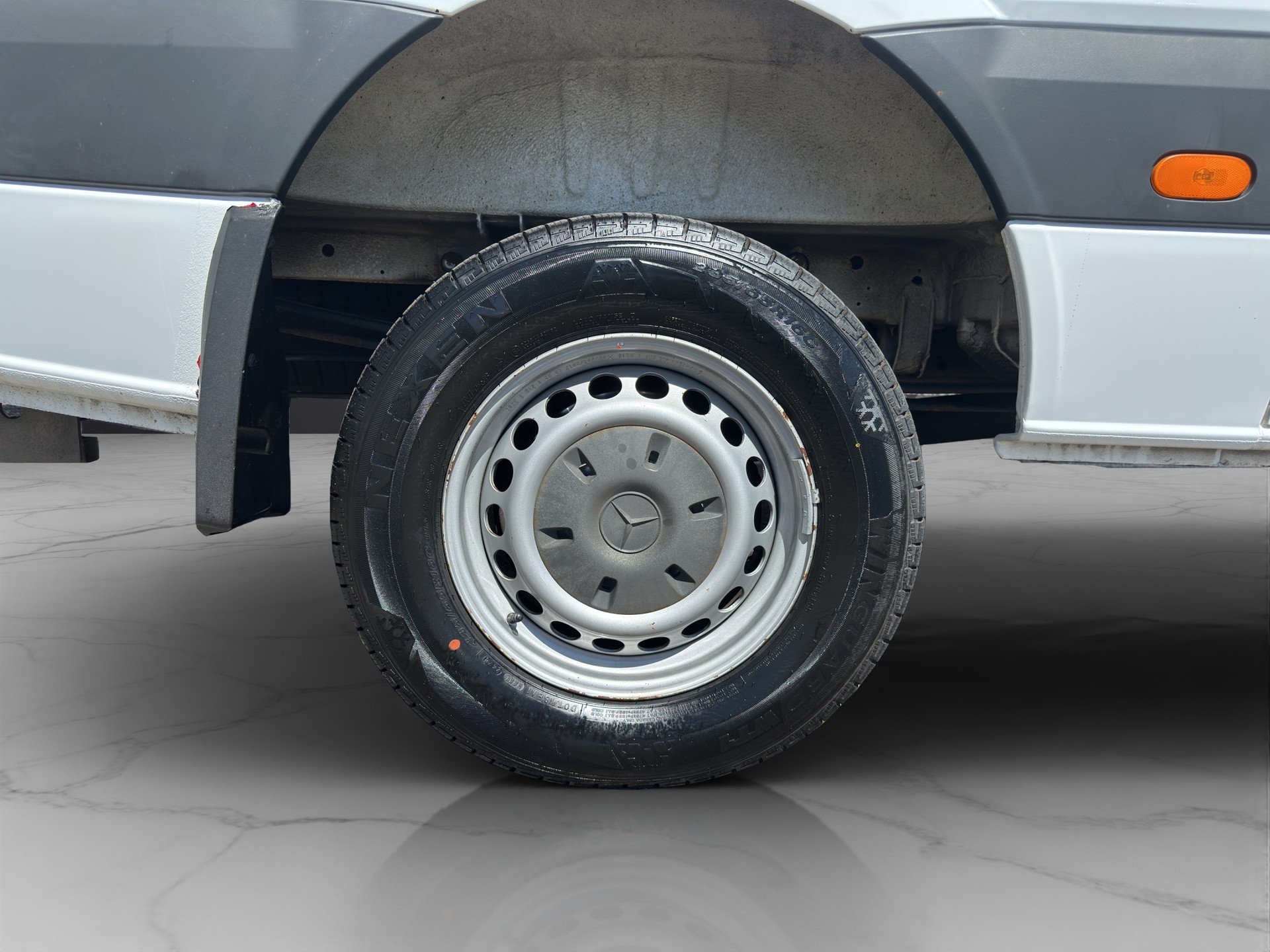 MERCEDES-BENZ Sprinter 316 CDI Standard 4x4 Automat-image-8