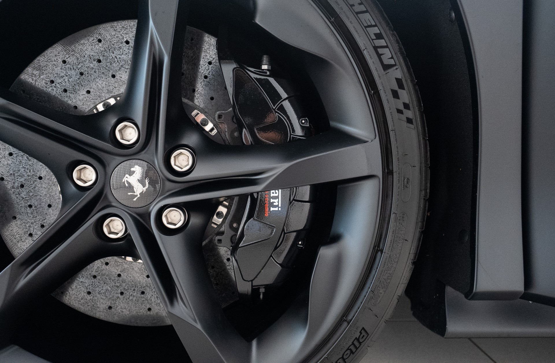 FERRARI SF90 Spider-image-20