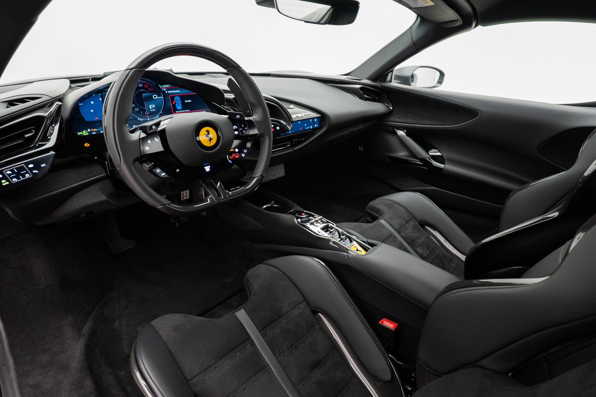FERRARI SF90 Spider-image-5