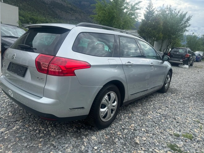 CITROEN C5 Tourer 2.0 HDi Exclusive Automatic-image-4