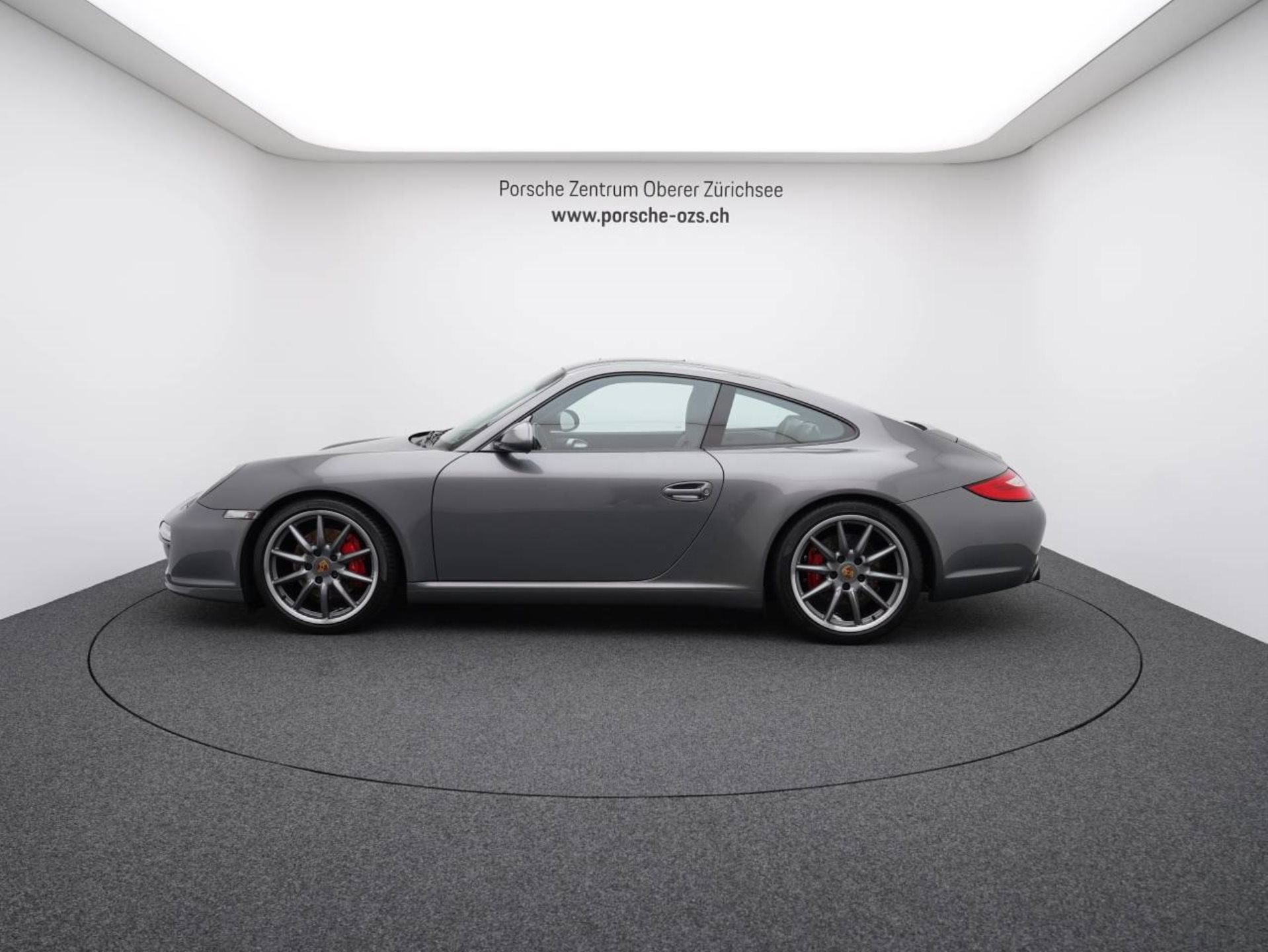 PORSCHE 911 Carrera S Coupé-showroom-element-1
