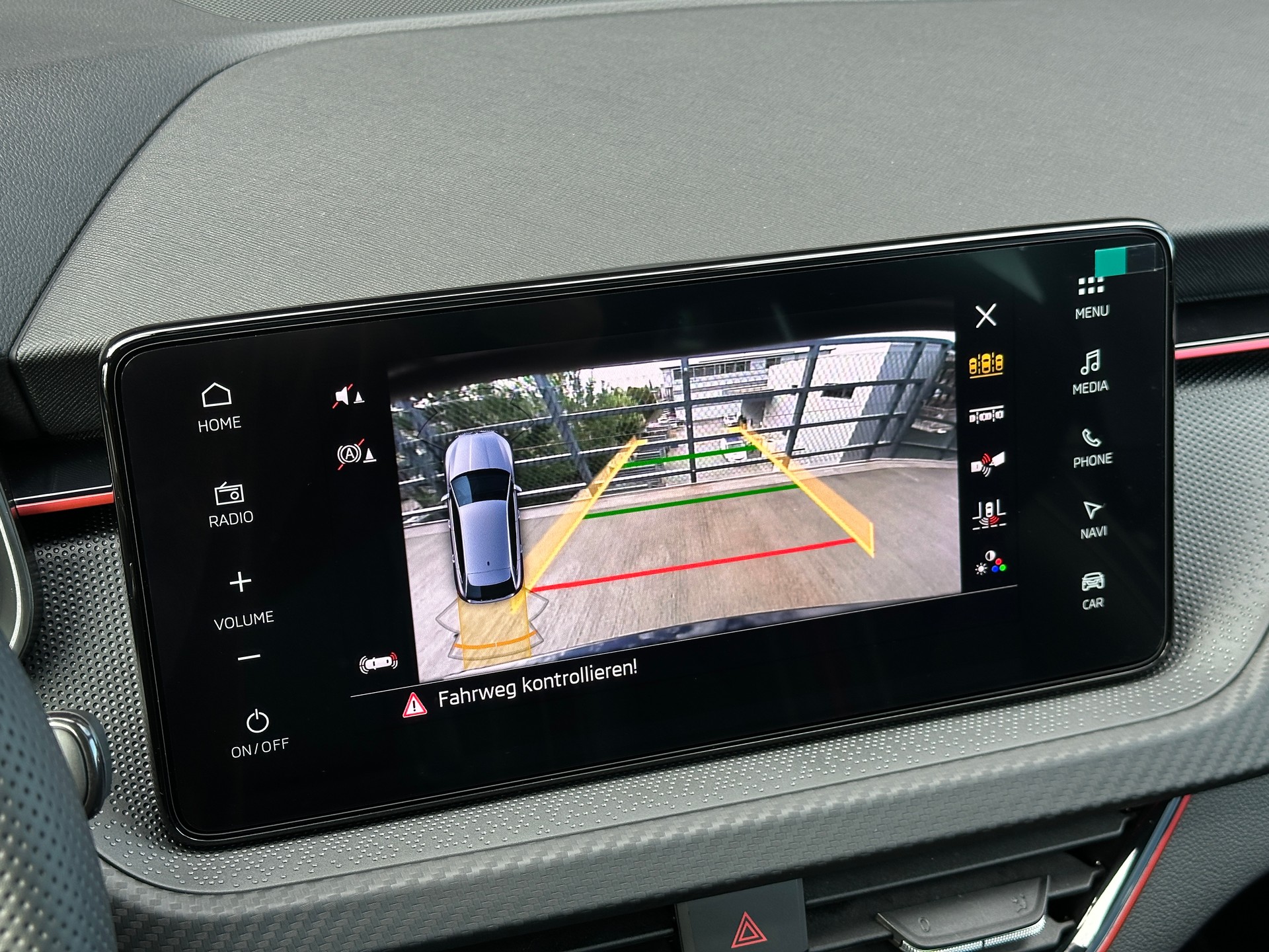 SKODA Scala 1.5 TSI Monte Carlo DSG-image-19