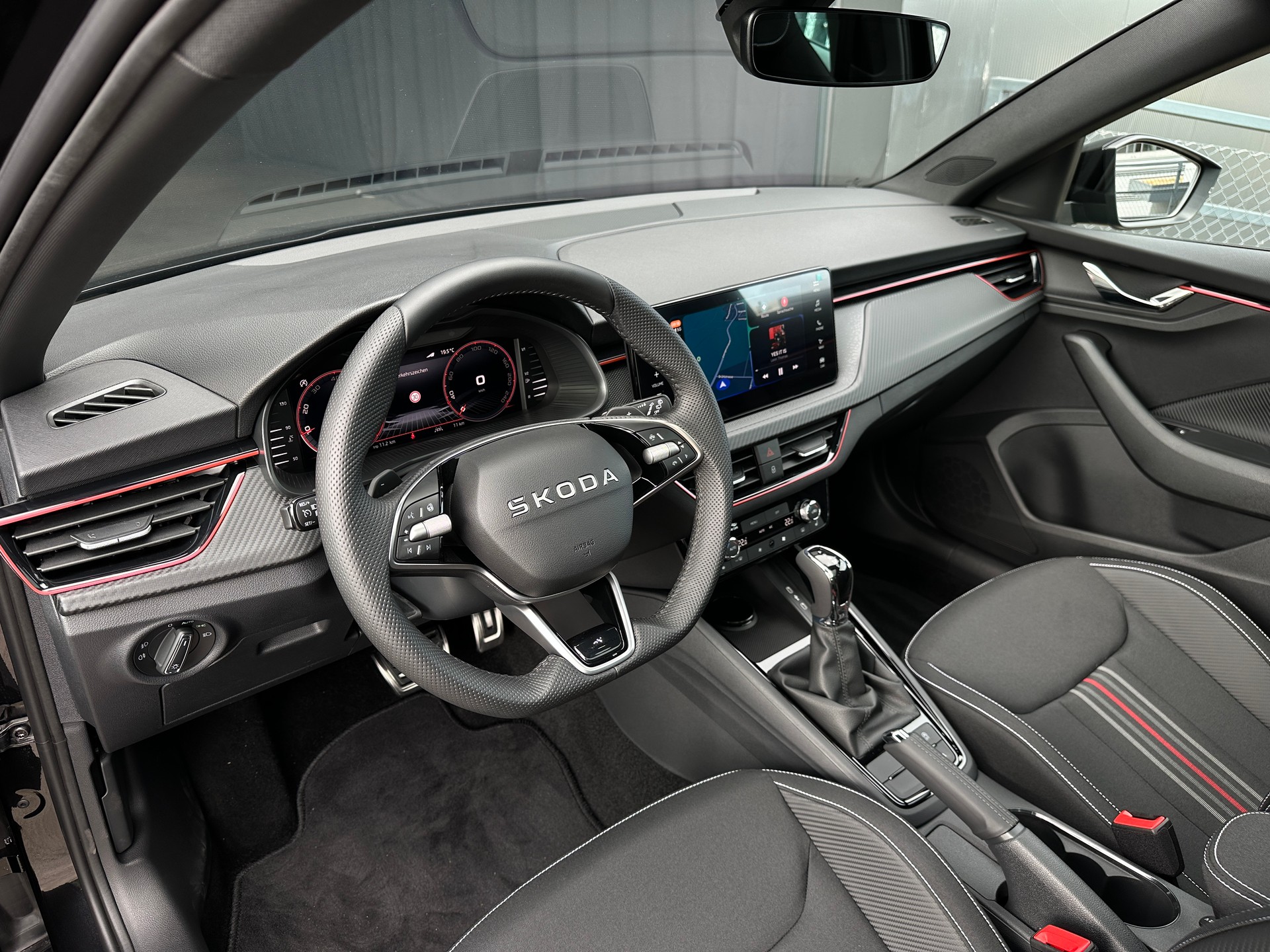 SKODA Scala 1.5 TSI Monte Carlo DSG-image-12