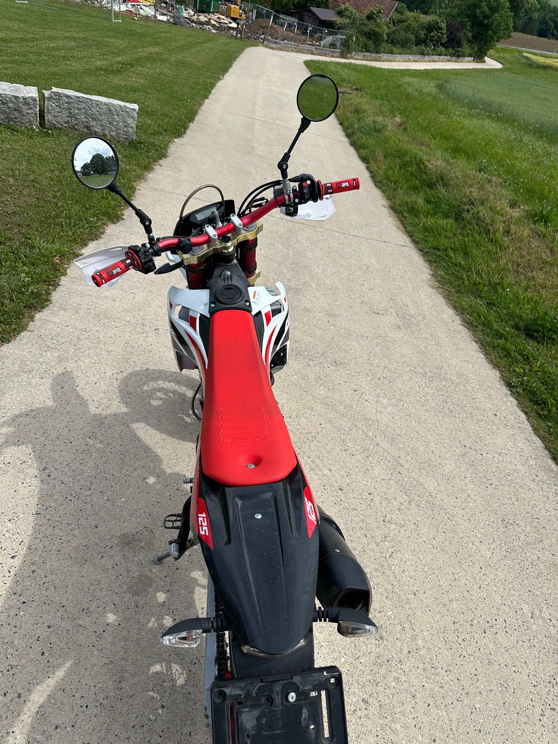 FANTIC XMF 125 Motard-image-5