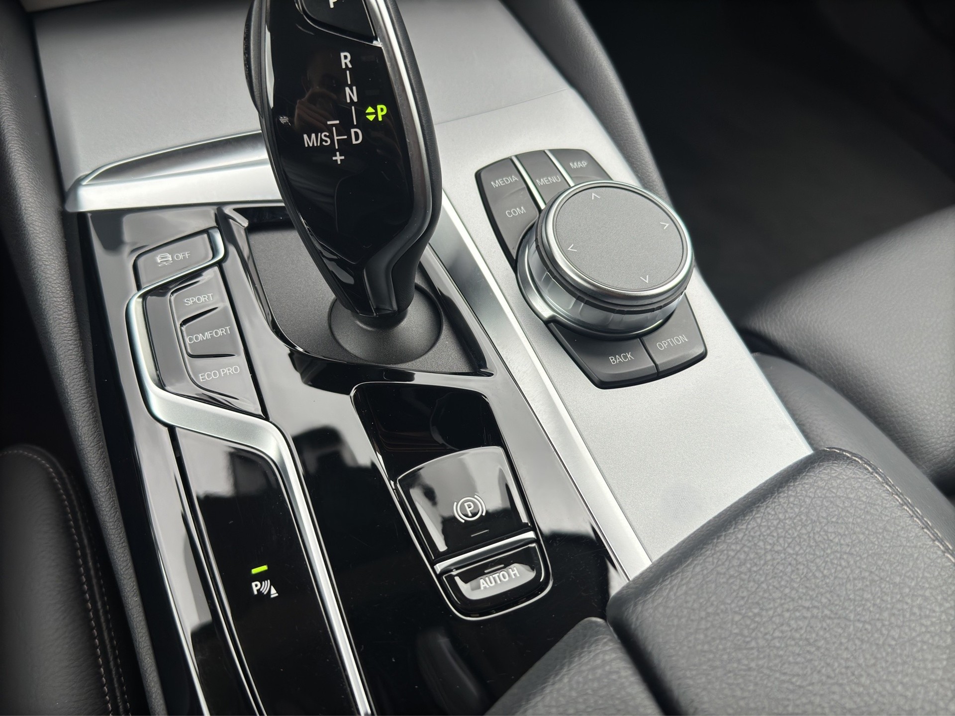 BMW 530d xDrive 48V Touring (CH)-image-19