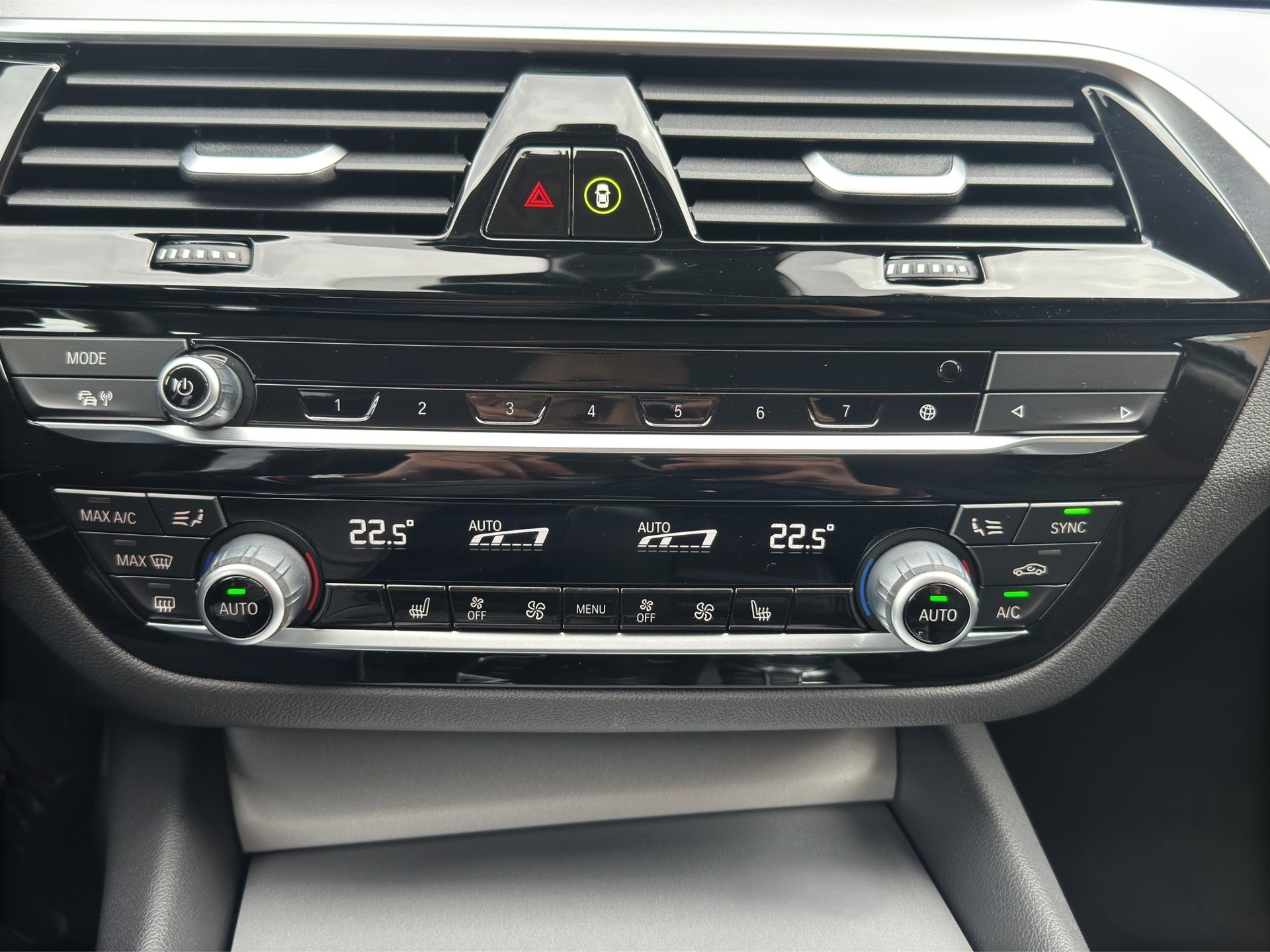 BMW 530d xDrive 48V Touring (CH)-image-20