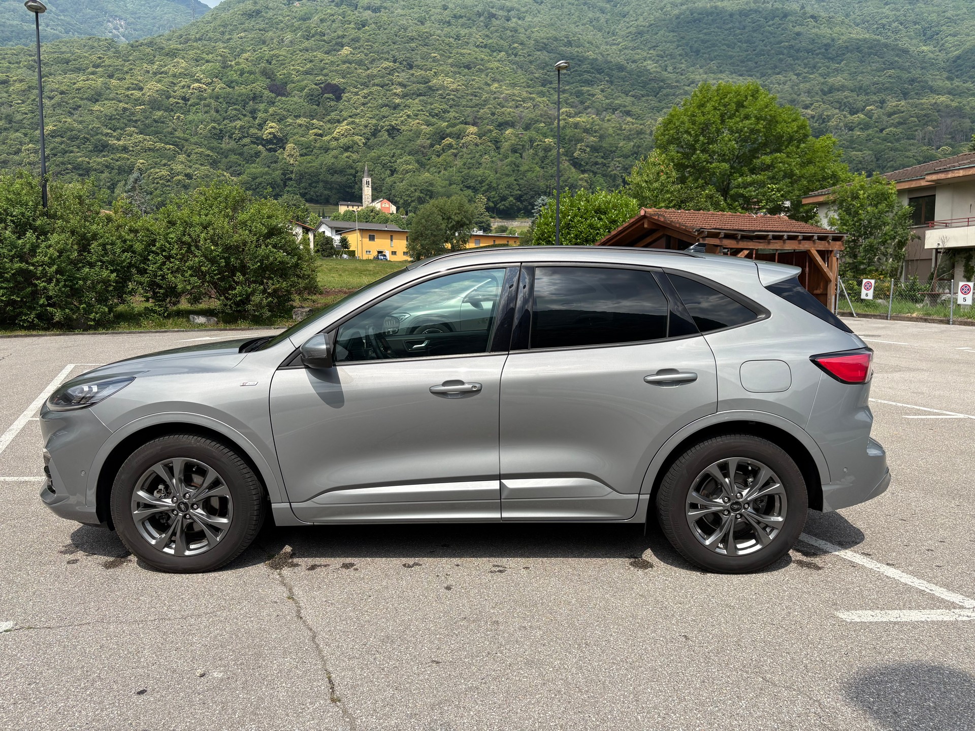FORD Kuga 2.0 TDCi EcoBlue ST-Line 4WD Automat-image-1