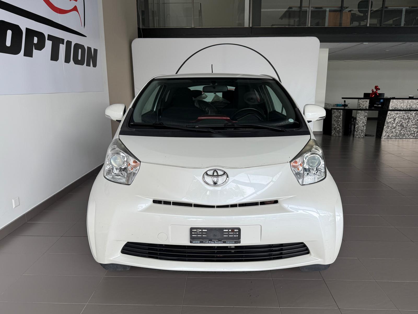 TOYOTA iQ 1.0 VVT-i Linea Luna-image-6