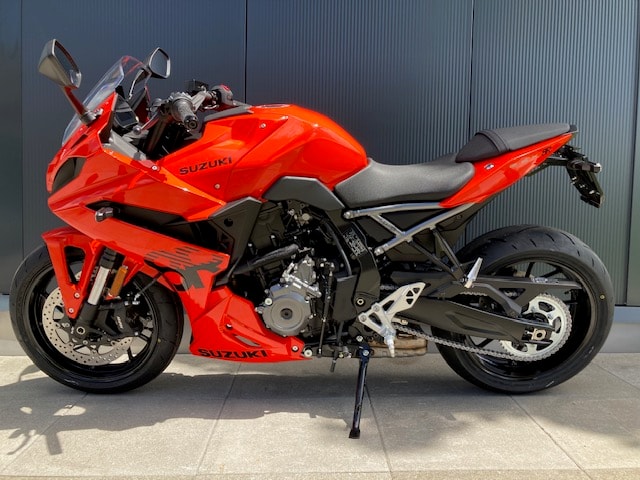 SUZUKI GSX 8 R-image-6