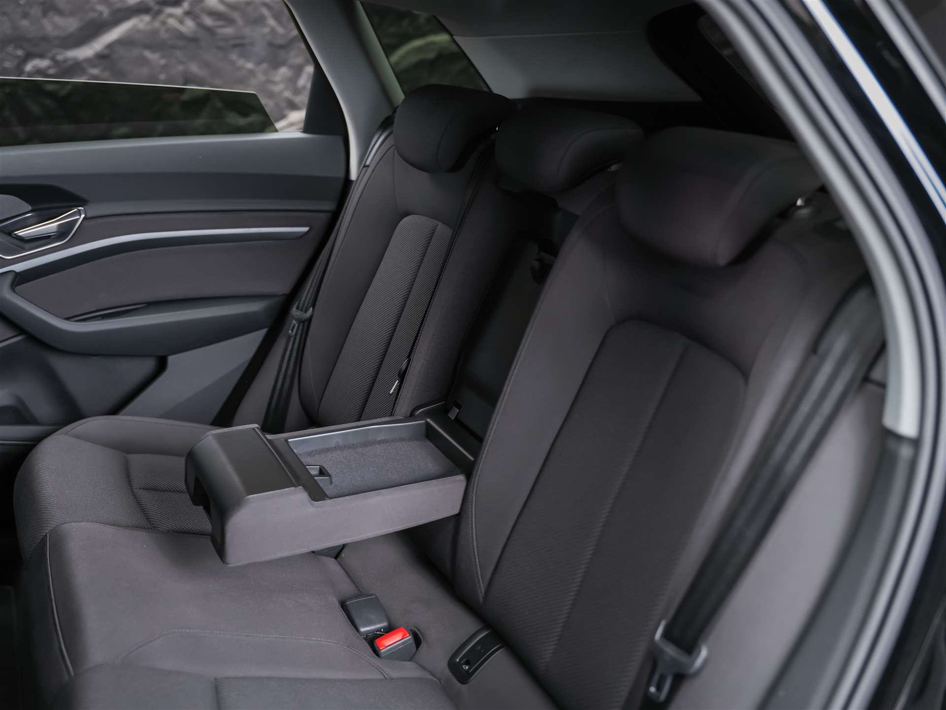 AUDI e-tron 50 Advanced Attraction quattro *Head Up Display*360° Kamera*Sitzheizung*-image-12