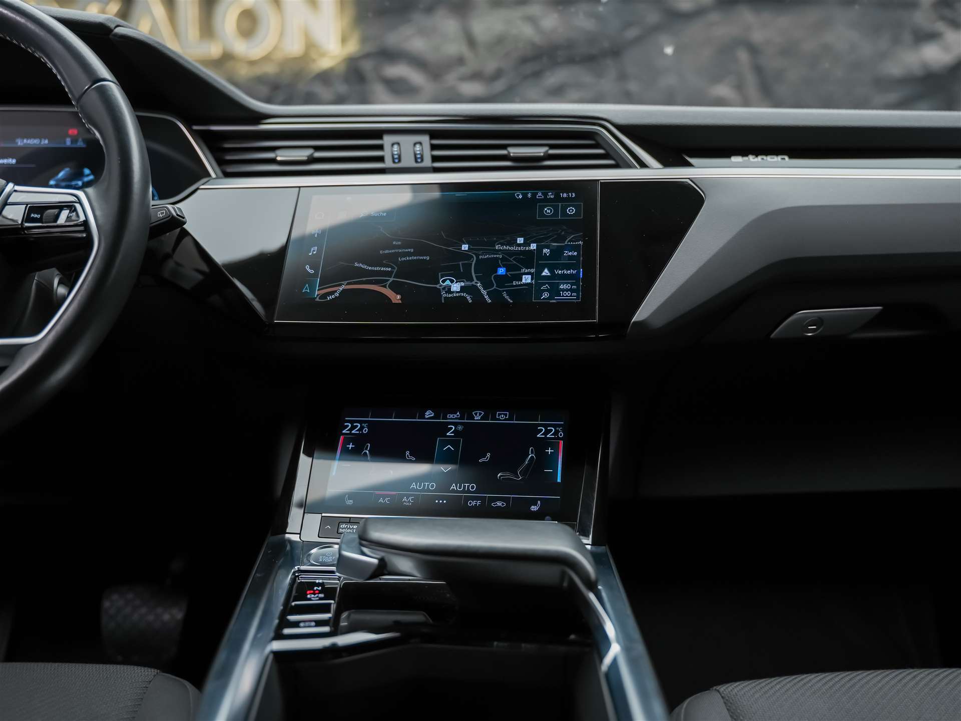 AUDI e-tron 50 Advanced Attraction quattro *Head Up Display*360° Kamera*Sitzheizung*-image-18