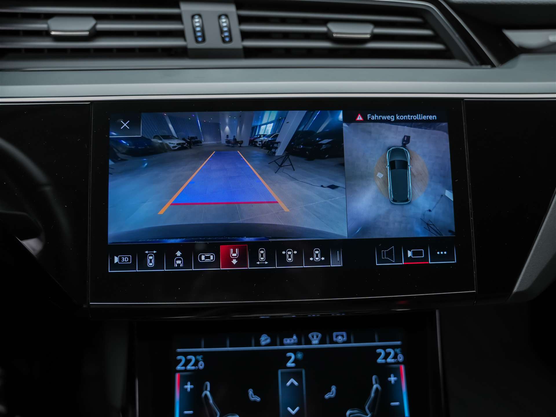 AUDI e-tron 50 Advanced Attraction quattro *Head Up Display*360° Kamera*Sitzheizung*-image-39