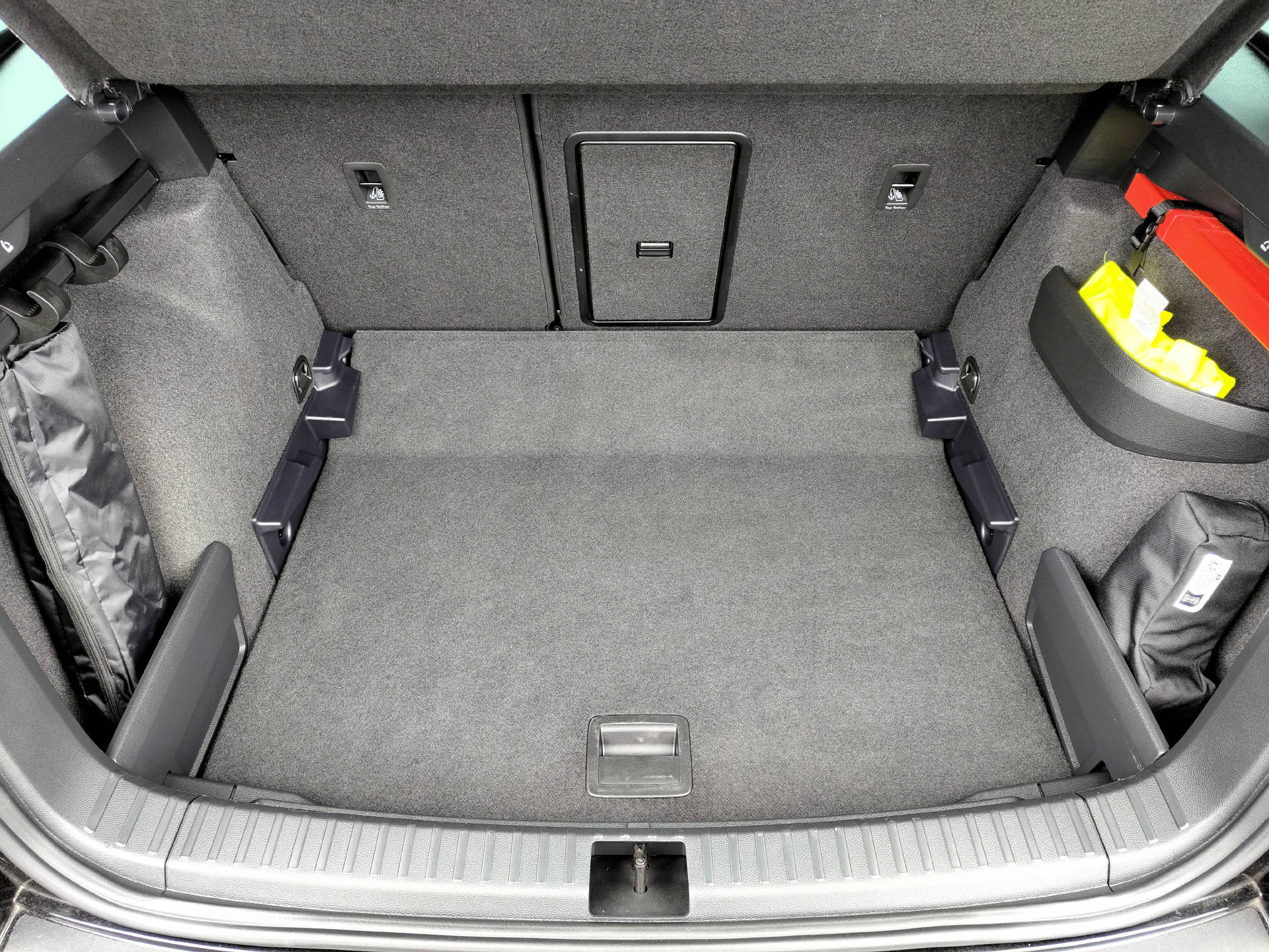 SKODA Karoq 2.0 TSI SportLine 4x4 DSG-image-14