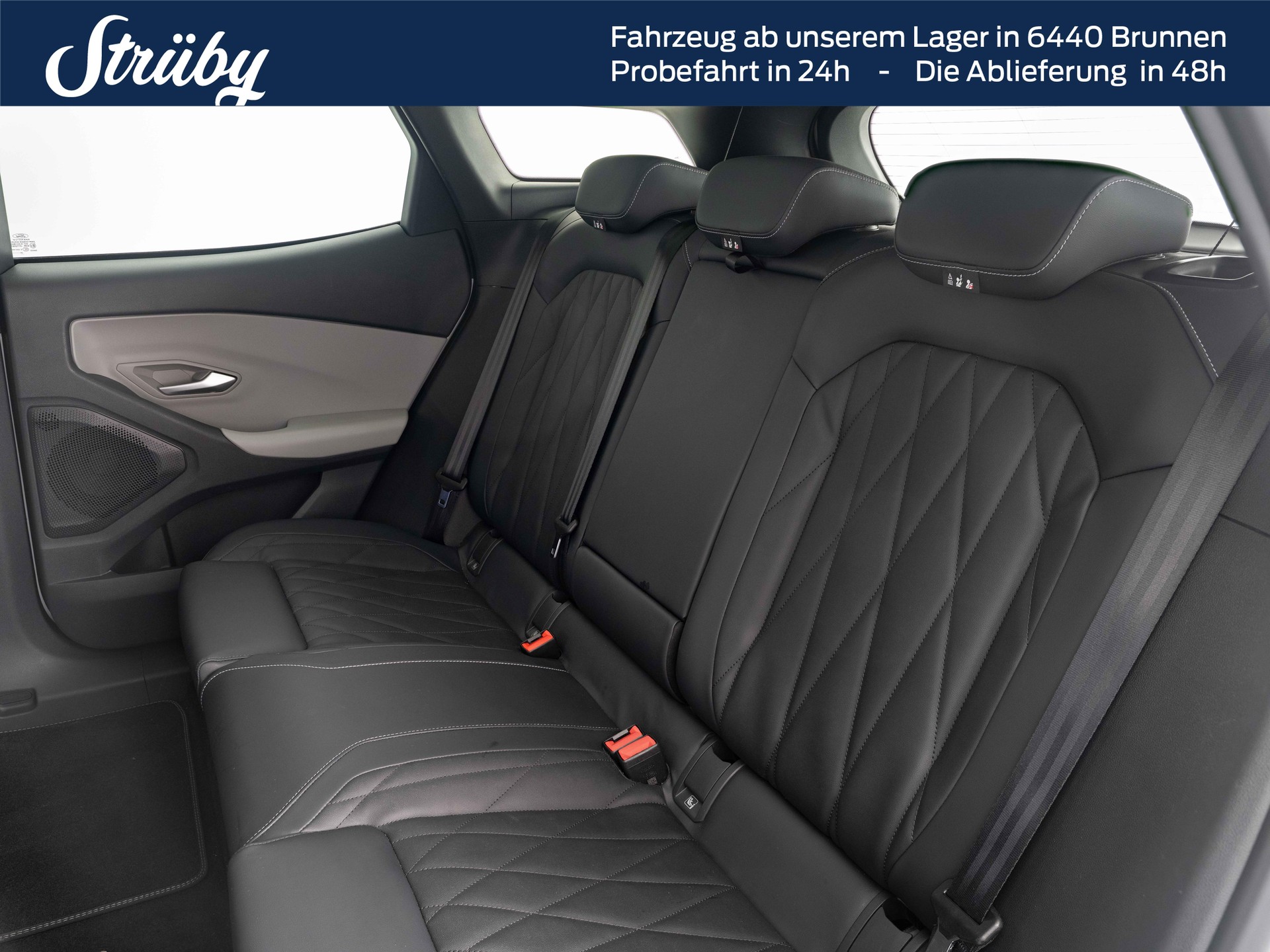 FORD Explorer Extended Range Premium AWD-image-28