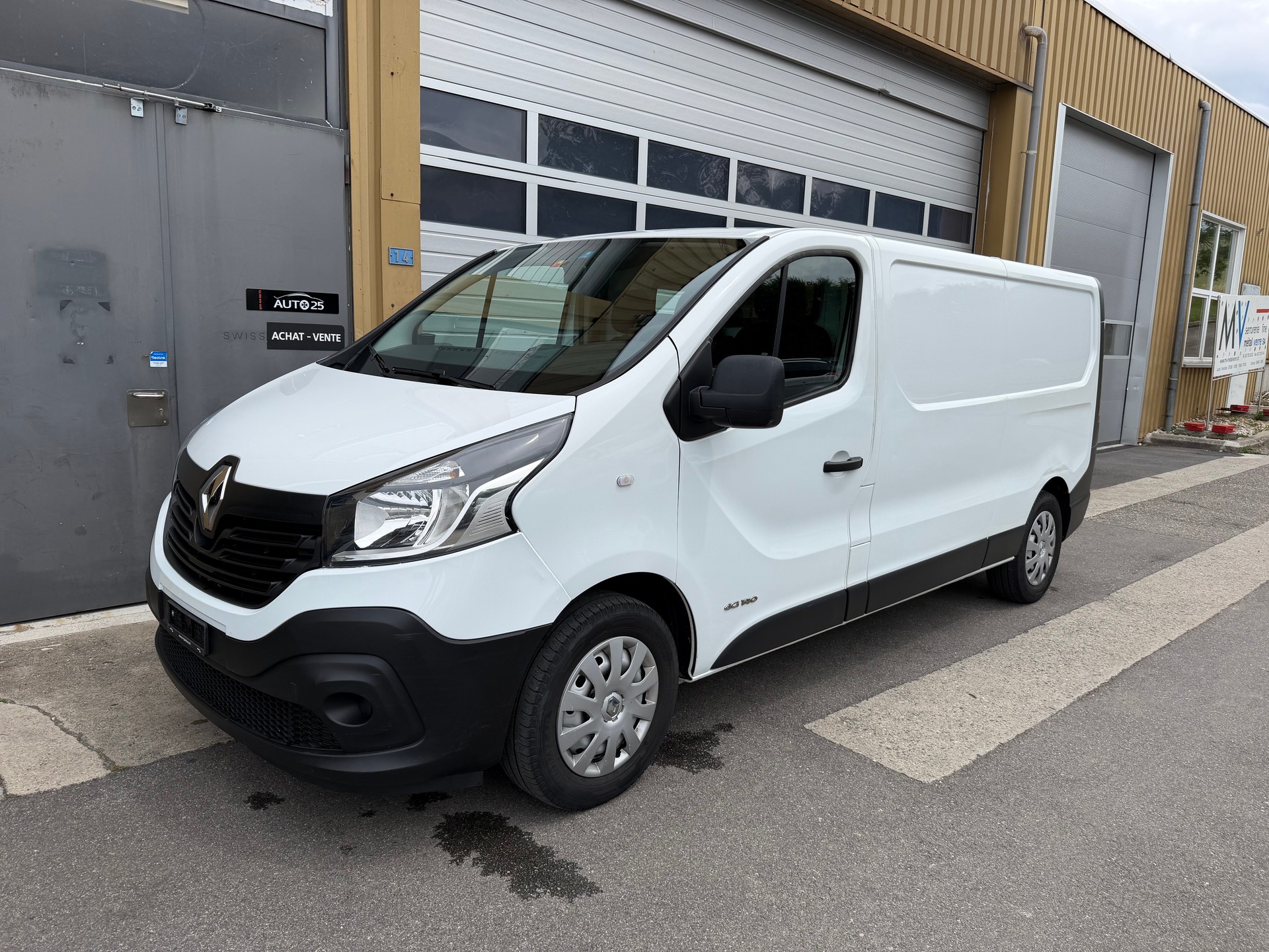 RENAULT Trafic 1.6 ENERGY TwinT. dCi145 2.9t Busin. L2H1