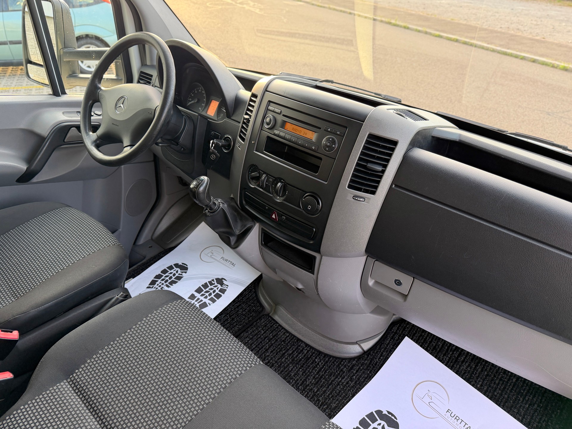 MERCEDES-BENZ Sprinter 315 CDI Standard-image-13