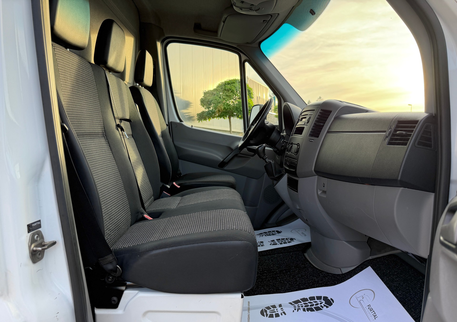 MERCEDES-BENZ Sprinter 315 CDI Standard-image-16