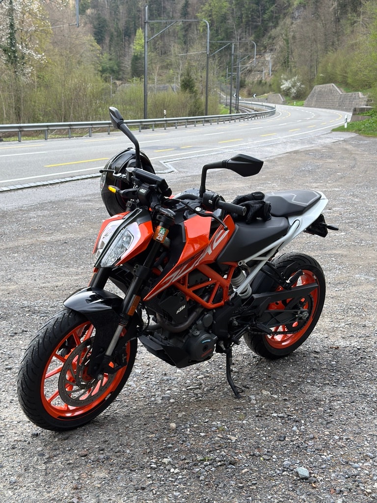 KTM 390 Duke-image-6