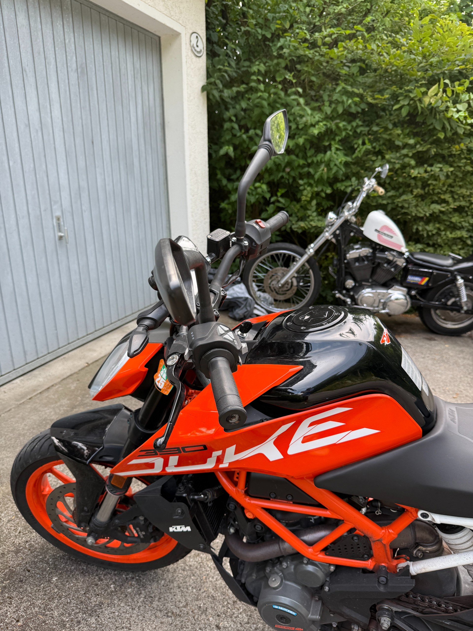 KTM 390 Duke-image-4